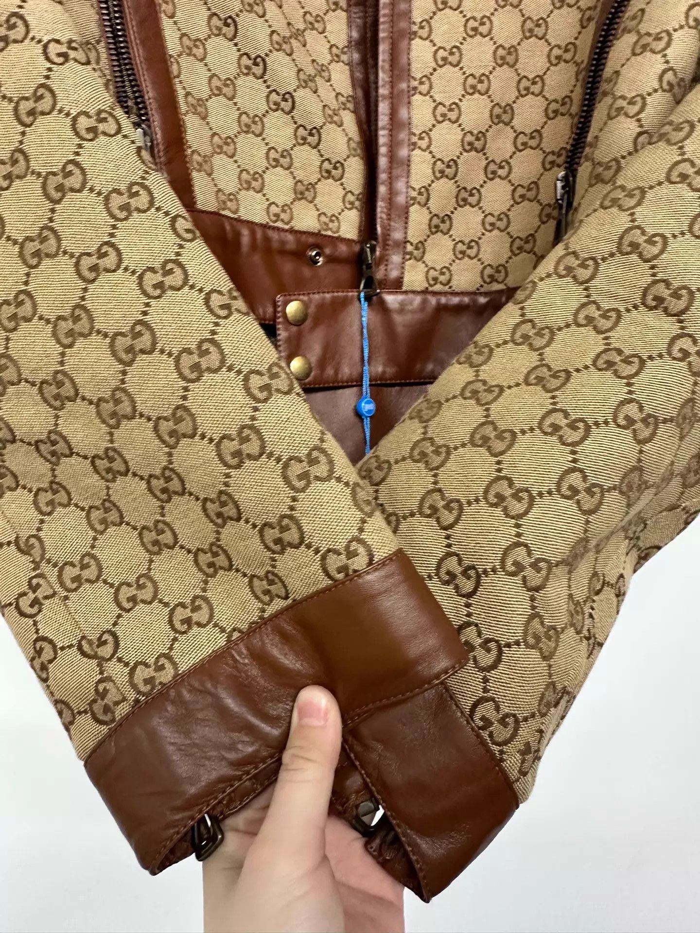 Gucci Gucci All Over Logo Print Jacket Size 48 Size US M / EU 48-50 / 2 - 5 Thumbnail