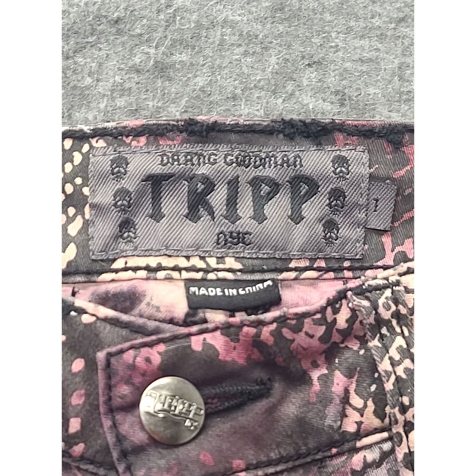 Tripp NYC TRIPP NYC Pants Womens 26x32 Skinny Leg Gothic Punk Rock Grunge Multiple Color twill Button Zip Casual Size 25" / US 0 / IT 36 - 2 Thumbnail