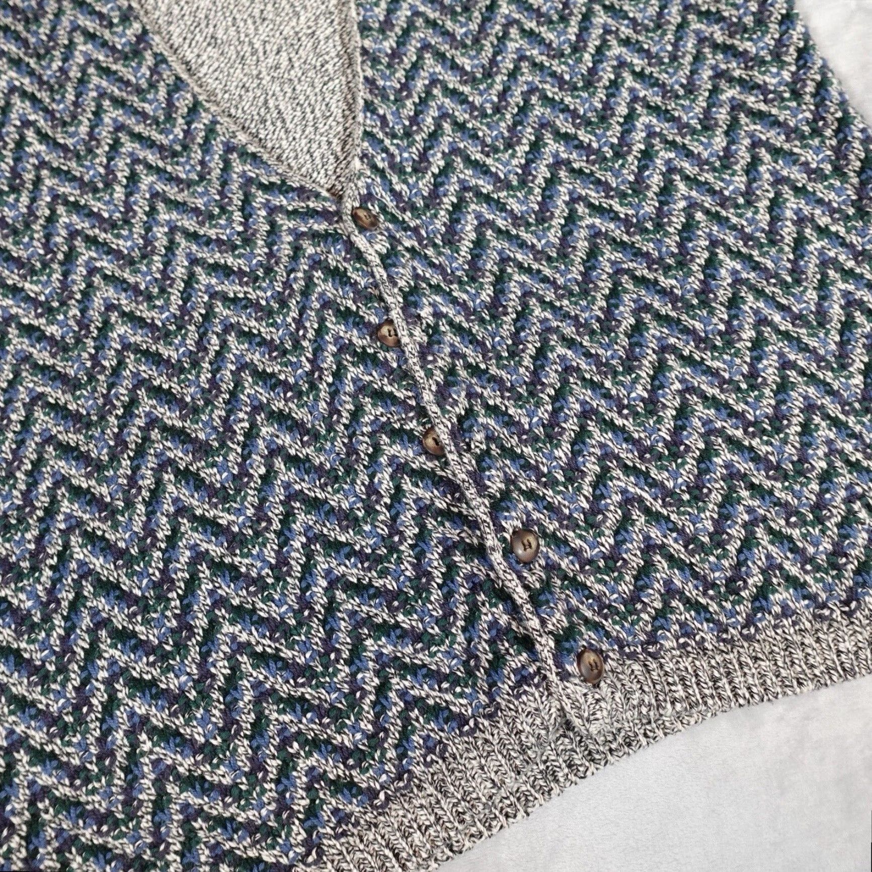 Vintage VINTAGE Savile Row Mens Cardigan Sweater Vest L Cotton Knitted Geometric All Seasons US Theme Size US L / EU 52-54 / 3 - 2 Thumbnail