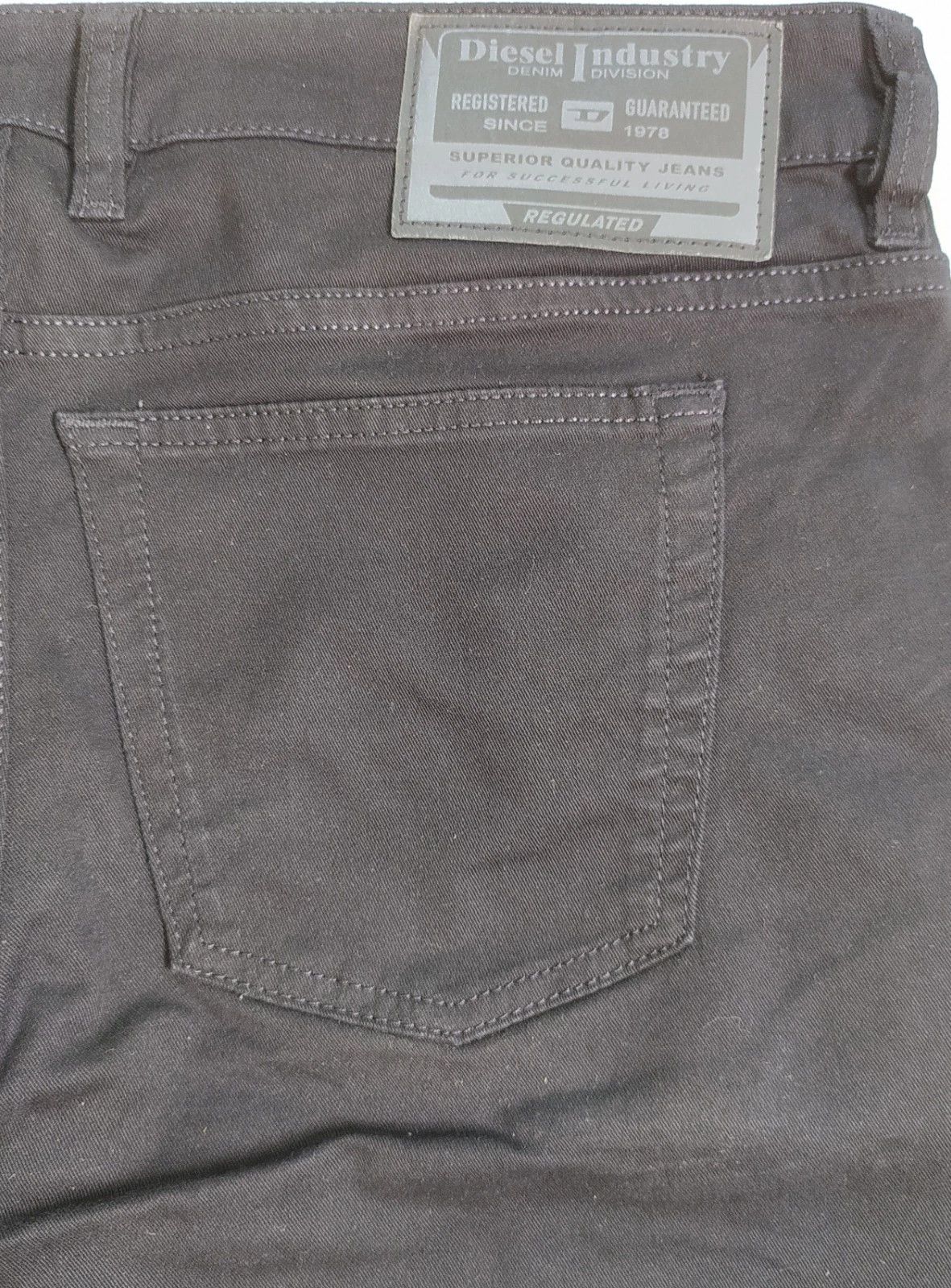 Diesel Diesel 1979 SLEENKER-R L.32 MENS JEANS SLTP/9889 Size US 34 / EU 50 - 10 Thumbnail