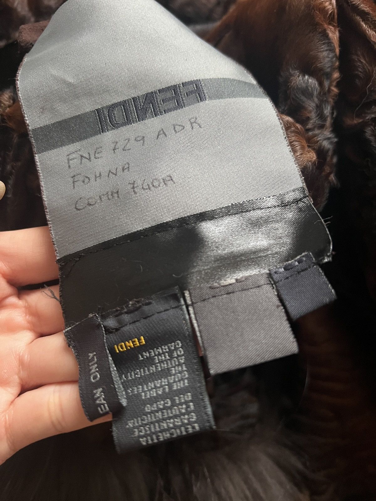 Fendi FENDI reversible Kalgan lamb shearling fur coat size 40 Size S / US 4 / IT 40 - 16 Thumbnail