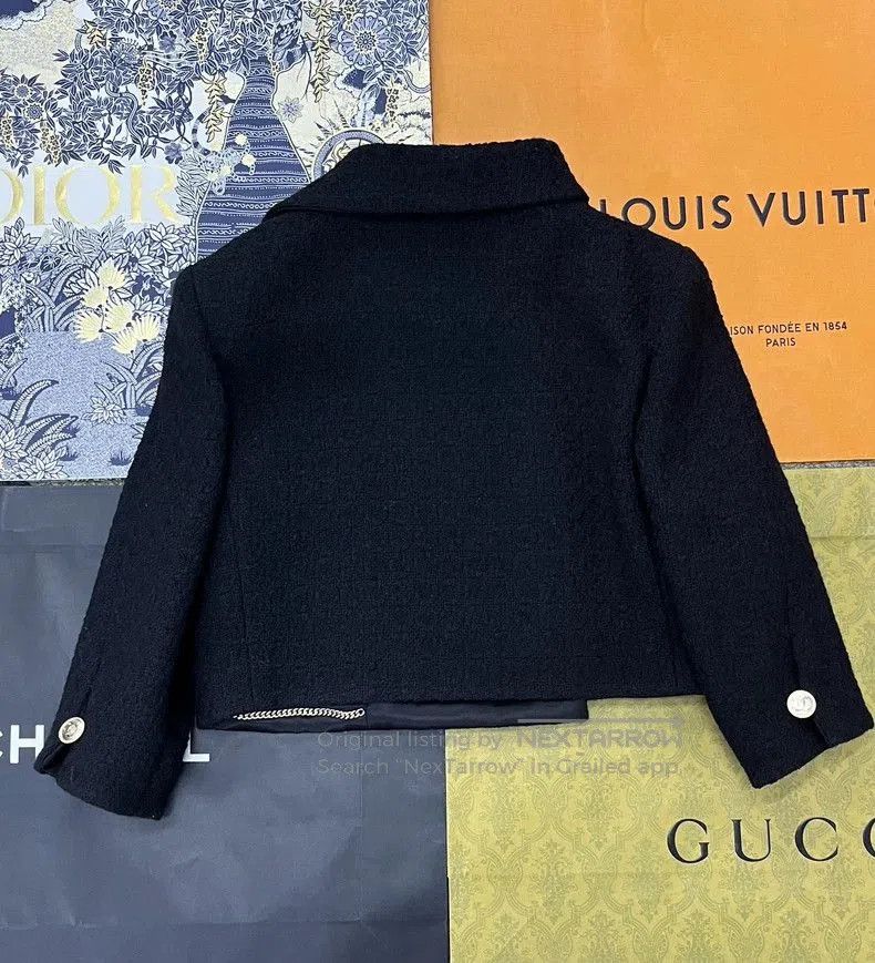 Chanel Chanel Rue Cambon Black Gold Button Jacket. Size US M / EU 48-50 / 2 - 3 Thumbnail