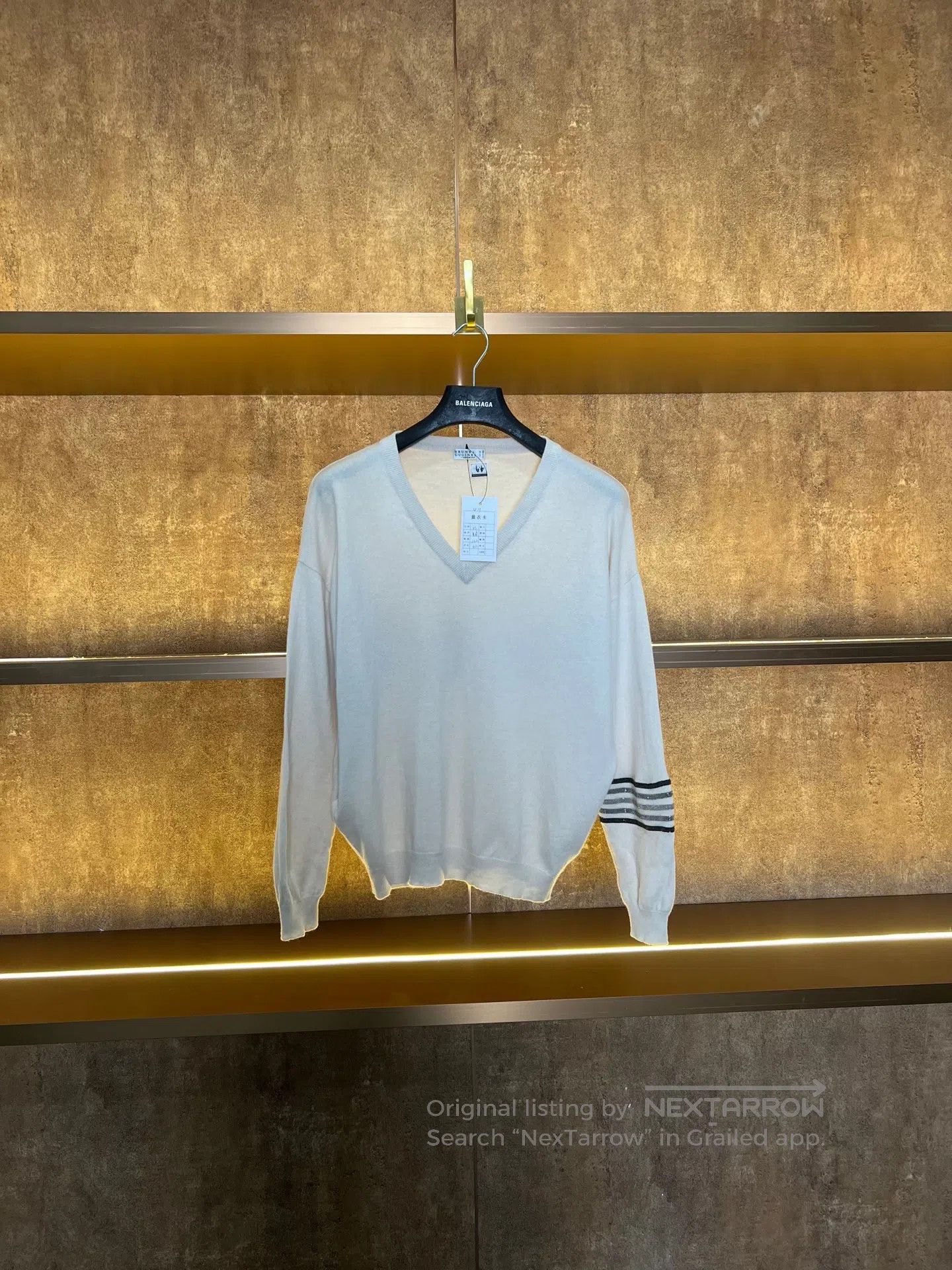 Brunello Cucinelli Brunello Cucinelli V-Neck Beaded Sleeve Cashmere Sweater| Size XS / US 0-2 / IT 36-38 - 1 Thumbnail