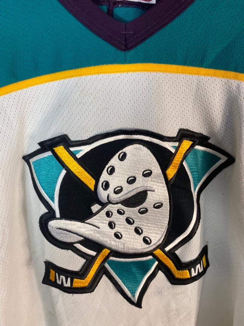 Ccm × NHL × Vintage Vintage mighty ducks hockey ice jersey with patches by ccm Size US M / EU 48-50 / 2 - 5 Thumbnail