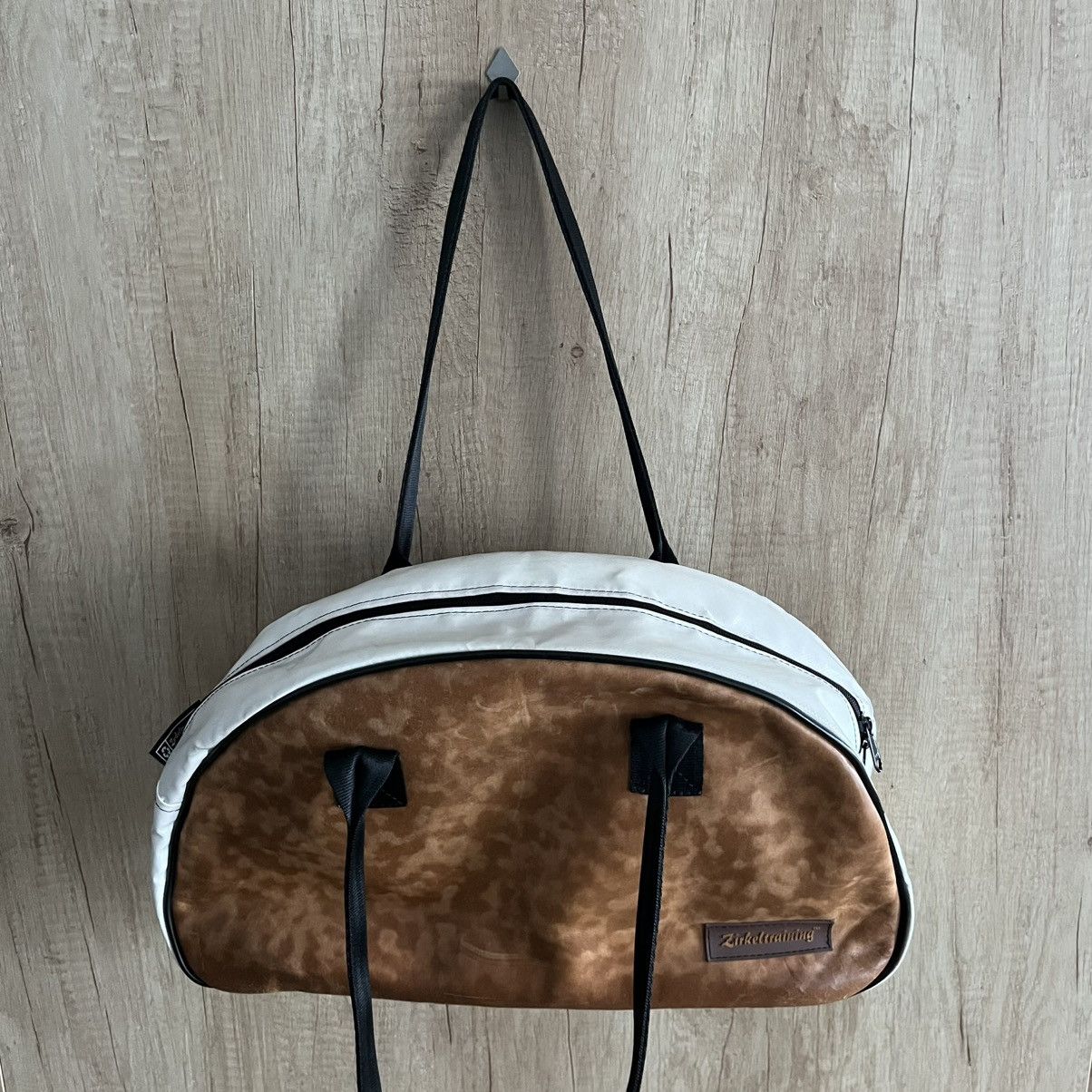 Zirkeltraining Shoulder Bag Real Leather Recycled Gym Mat