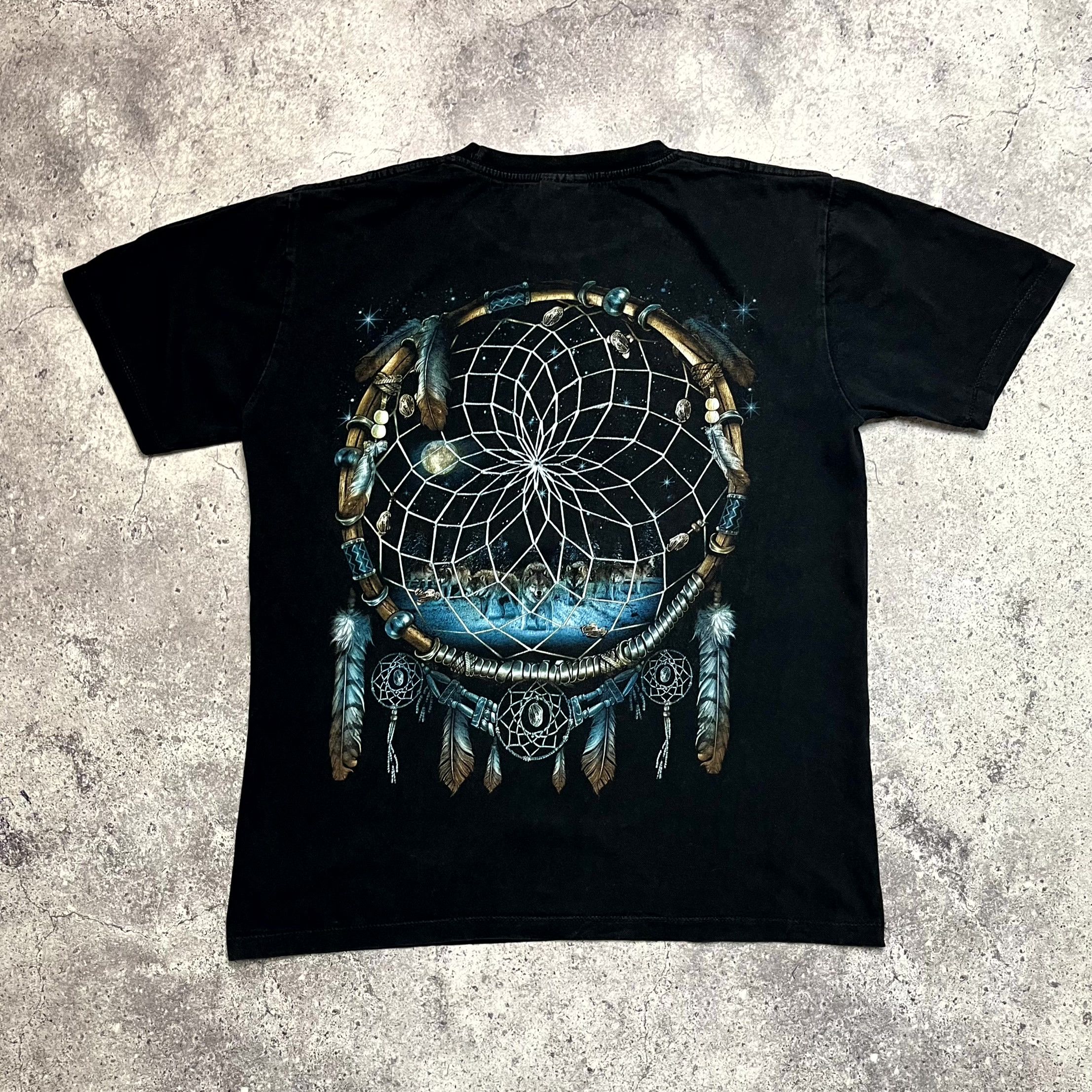 Vintage Vintage WILD Black T Shirt Dream Catcher Wolf 90s Size M Size US L / EU 52-54 / 3 - 5 Thumbnail