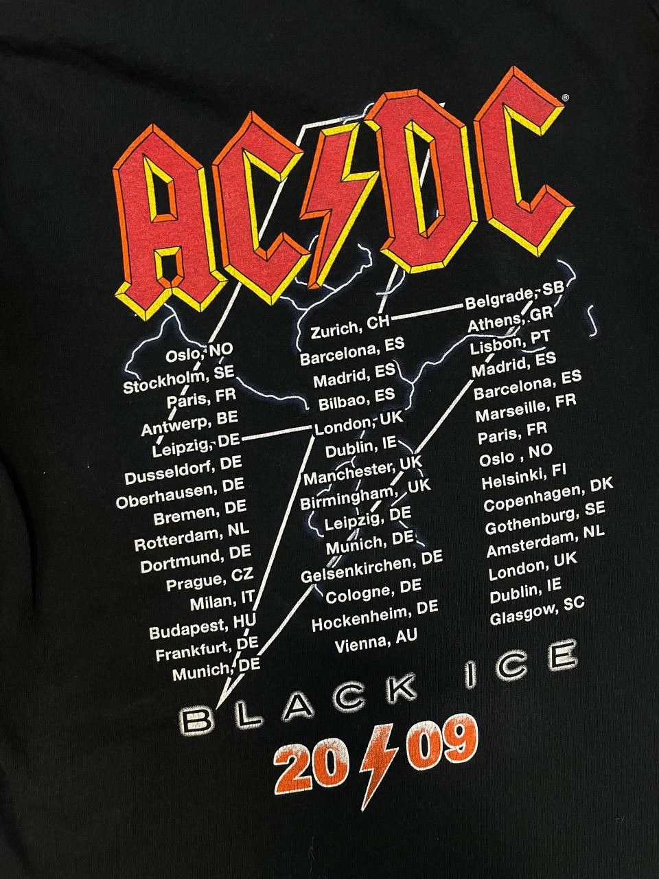 AC/DC Vintage AC/DC 2009 European Tour Black Ice Shirt Concert Size US S / EU 44-46 / 1 - 7 Thumbnail