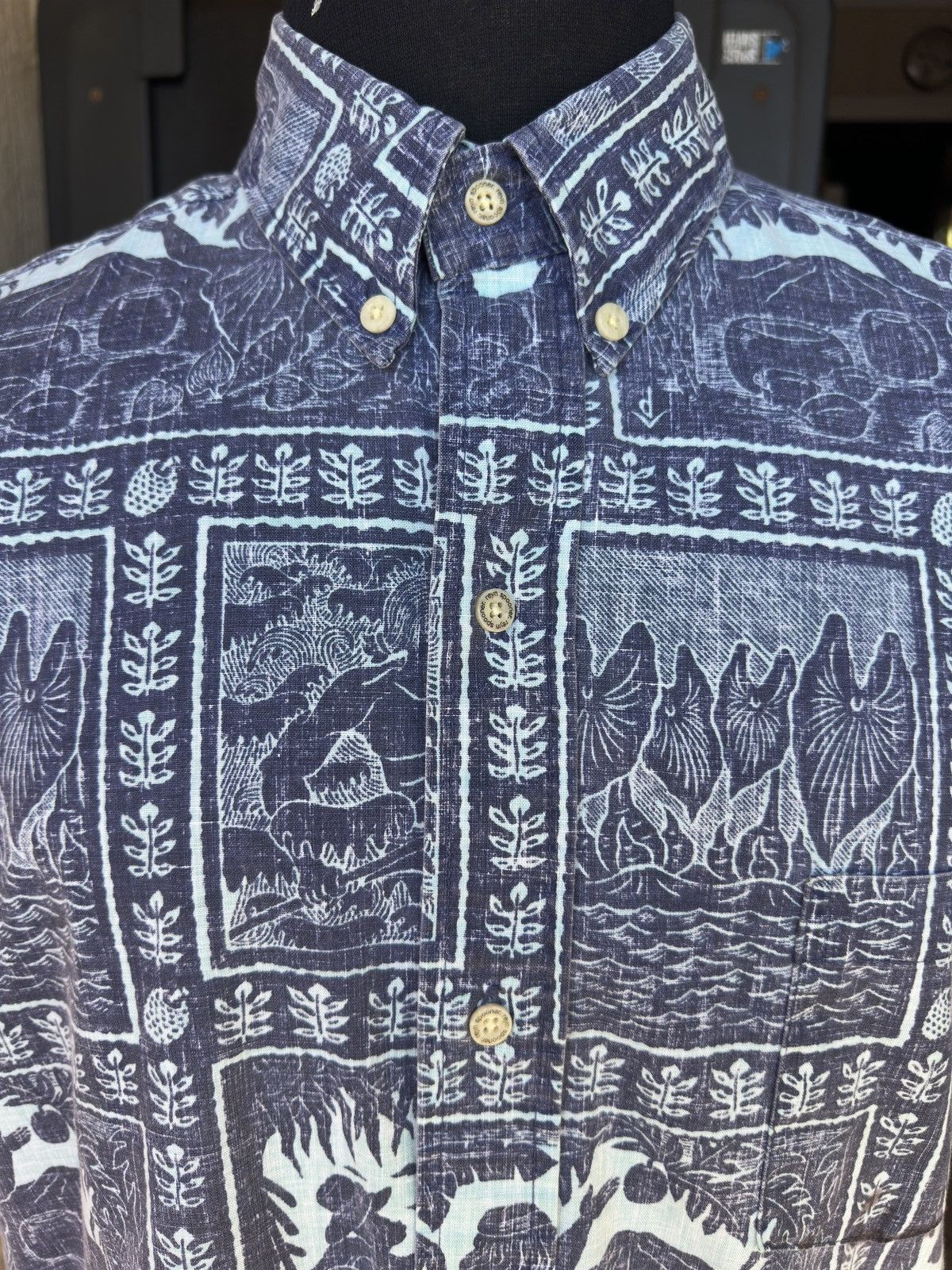 Reyn Spooner PreOwned Reyn Spooner Classic Blue Hawaiian PrintMen's Large Size US L / EU 52-54 / 3 - 3 Thumbnail