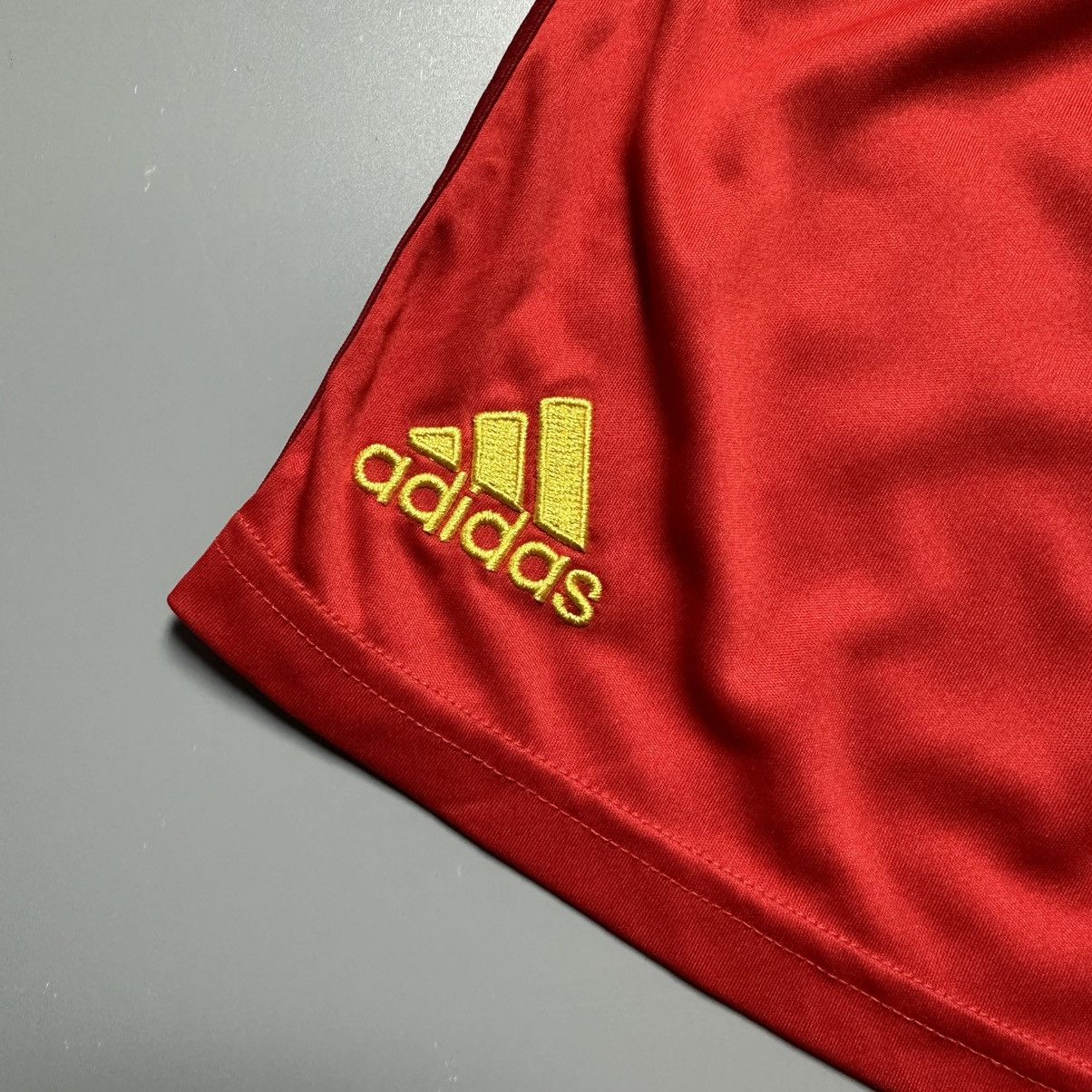 Vintage BELGIUM ADIDAS 2018 WORLD CUP SOCCER HOME SHORTS #10 HAZARD Size US 38 / EU 54 - 8 Thumbnail