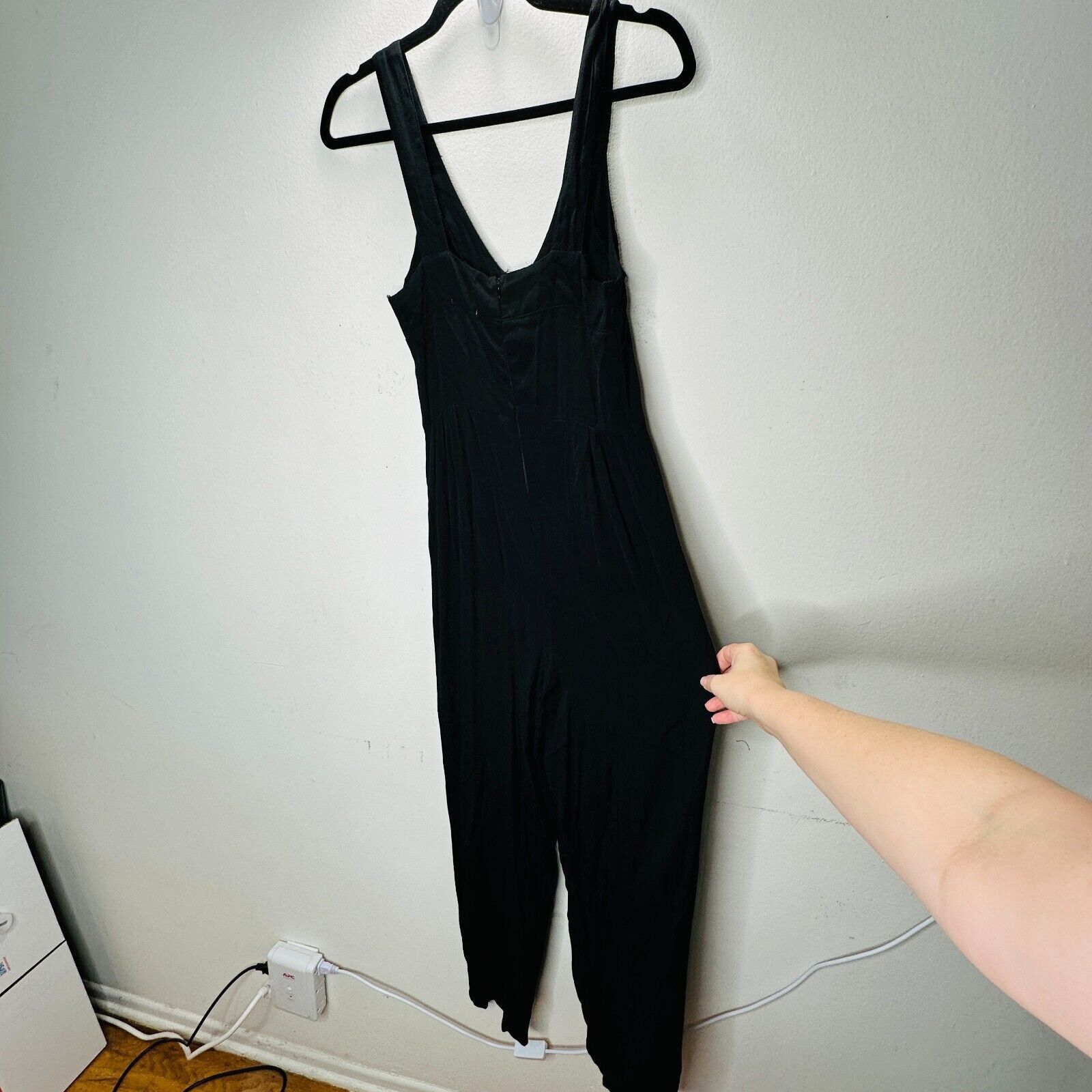 Other Taylor & Sage Black V Neck Button Front Wide Leg Jumpsuit S Size 26" / US 2 / IT 38 - 9 Thumbnail