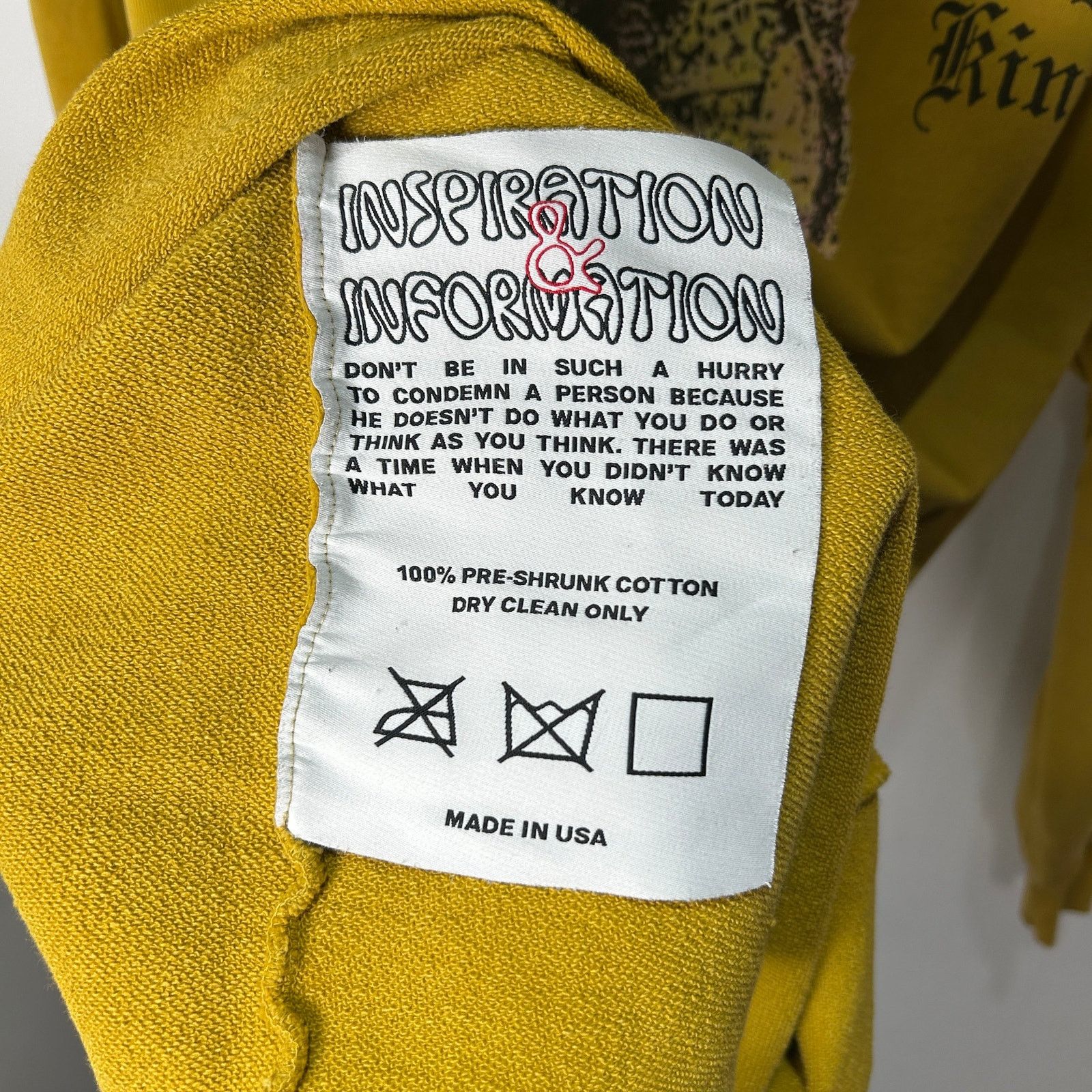 Barriers Barriers 'King of Kings' Yellow Graphic Hoodie Size M Size US M / EU 48-50 / 2 - 6 Thumbnail