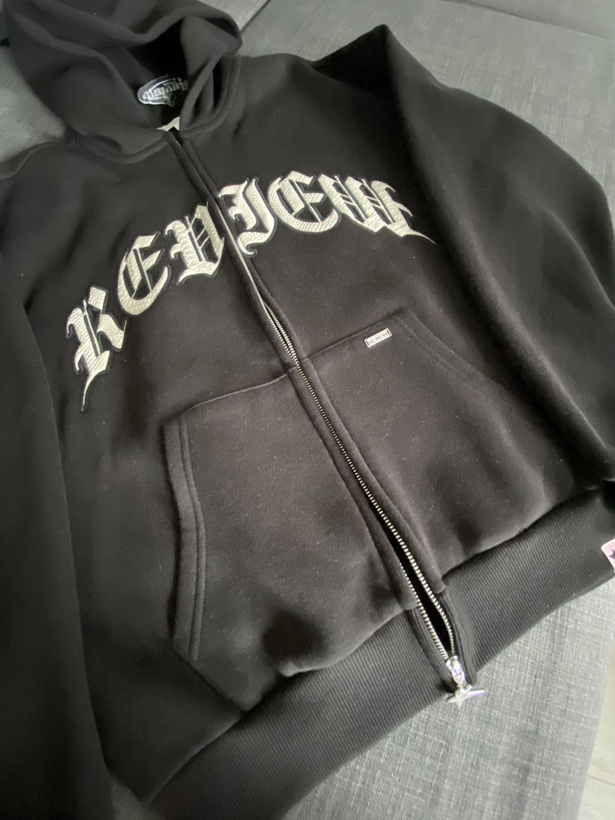 Review Review hoodie Size US L / EU 52-54 / 3 - 2 Thumbnail
