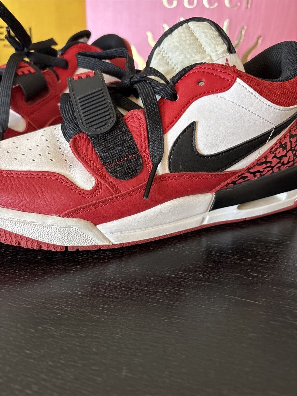 Nike Nike Air Jordan Legacy 312 Low Chicago Sneakers Sz 7 youth Size US 7 / EU 40 - 4 Thumbnail
