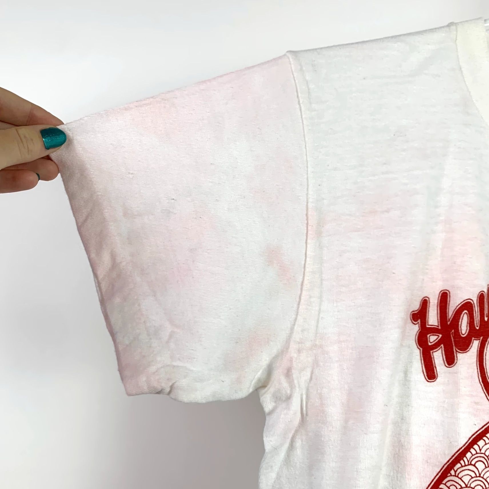Hanes VINTAGE Hanes T-Shirt Hawaiian Crew Neck Short Sleeve White 75% Cotton 25% Polyester Unisex Adults M Graphic Print Logo Size US M / EU 48-50 / 2 - 2 Thumbnail