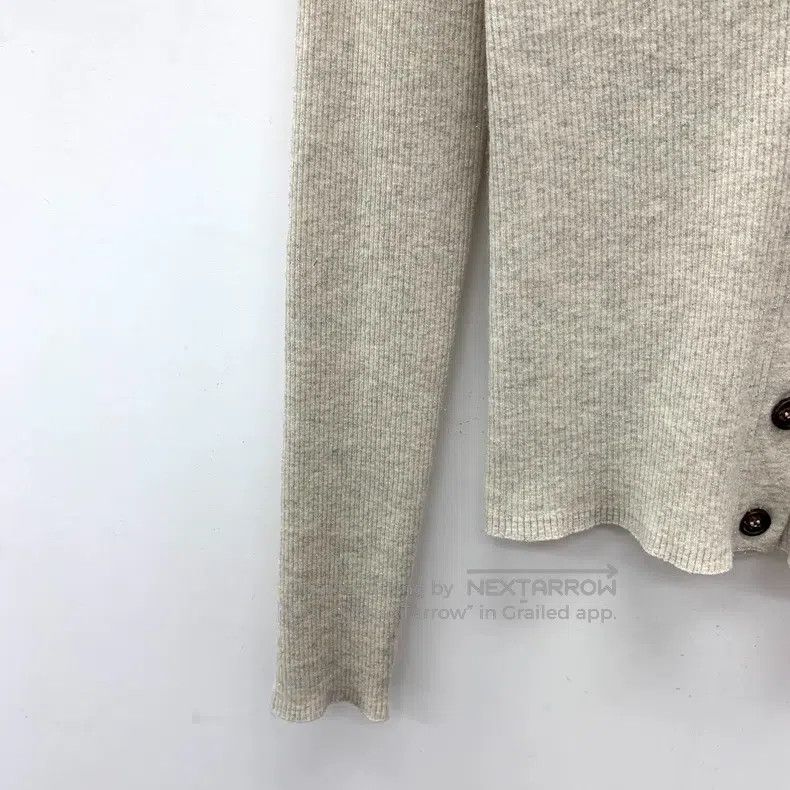Brunello Cucinelli Brunello Cucinelli Beige Cashmere V-neck Single-breasted L Size S / US 4 / IT 40 - 4 Thumbnail