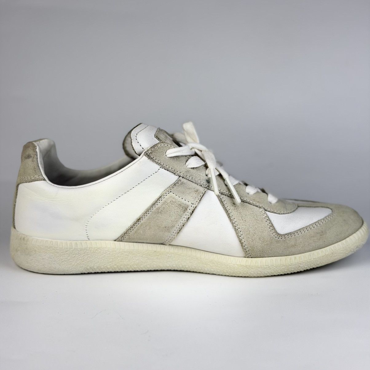 Maison Margiela Maison Margiela Replica GAT White Size US 7 / EU 40 - 4 Thumbnail