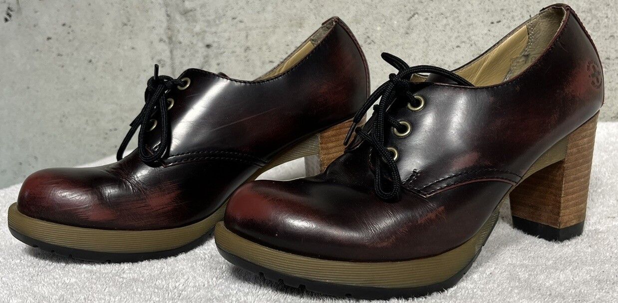 Dr. Martens Dr. Martens Danielle Heeled Booties Oxfords US 6 Oxblood Size US 6 / IT 36 - 1 Thumbnail