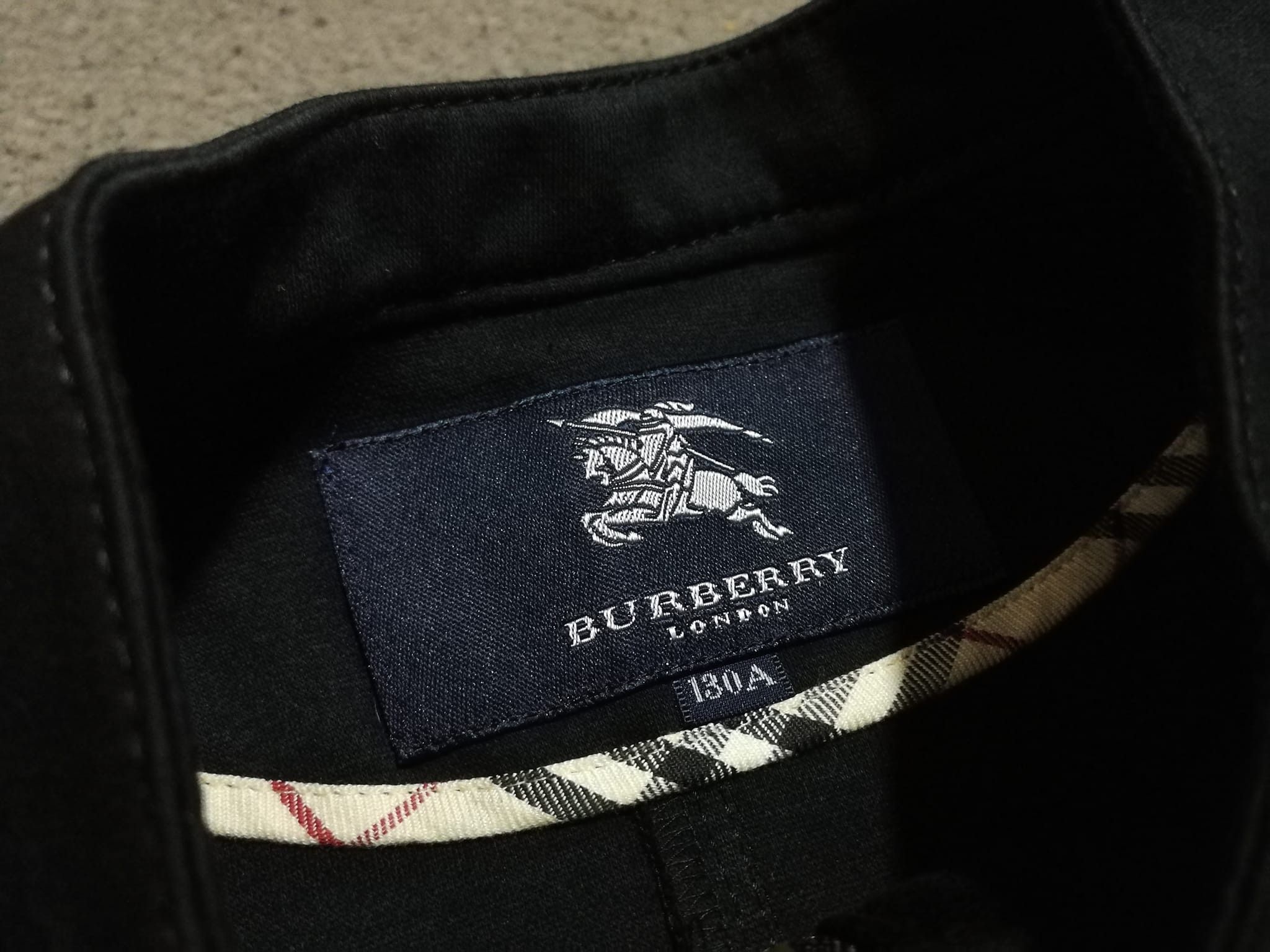 Burberry Prelove BURBERRY LONDON jacket kid 4-5 y 2058 Size XXS / US 00 / IT 34 - 3 Thumbnail