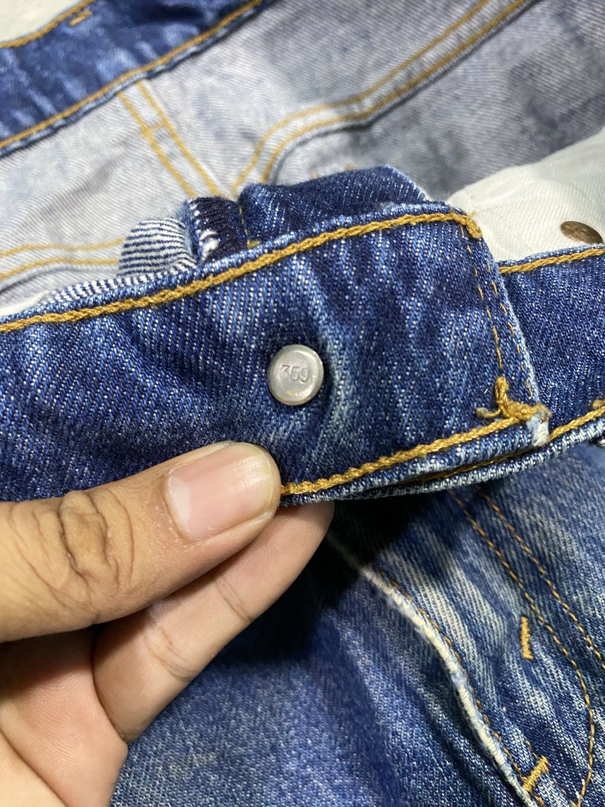 Levi's Vintage levis 515 distressed denim regular fit Size US 32 / EU 48 - 16 Thumbnail