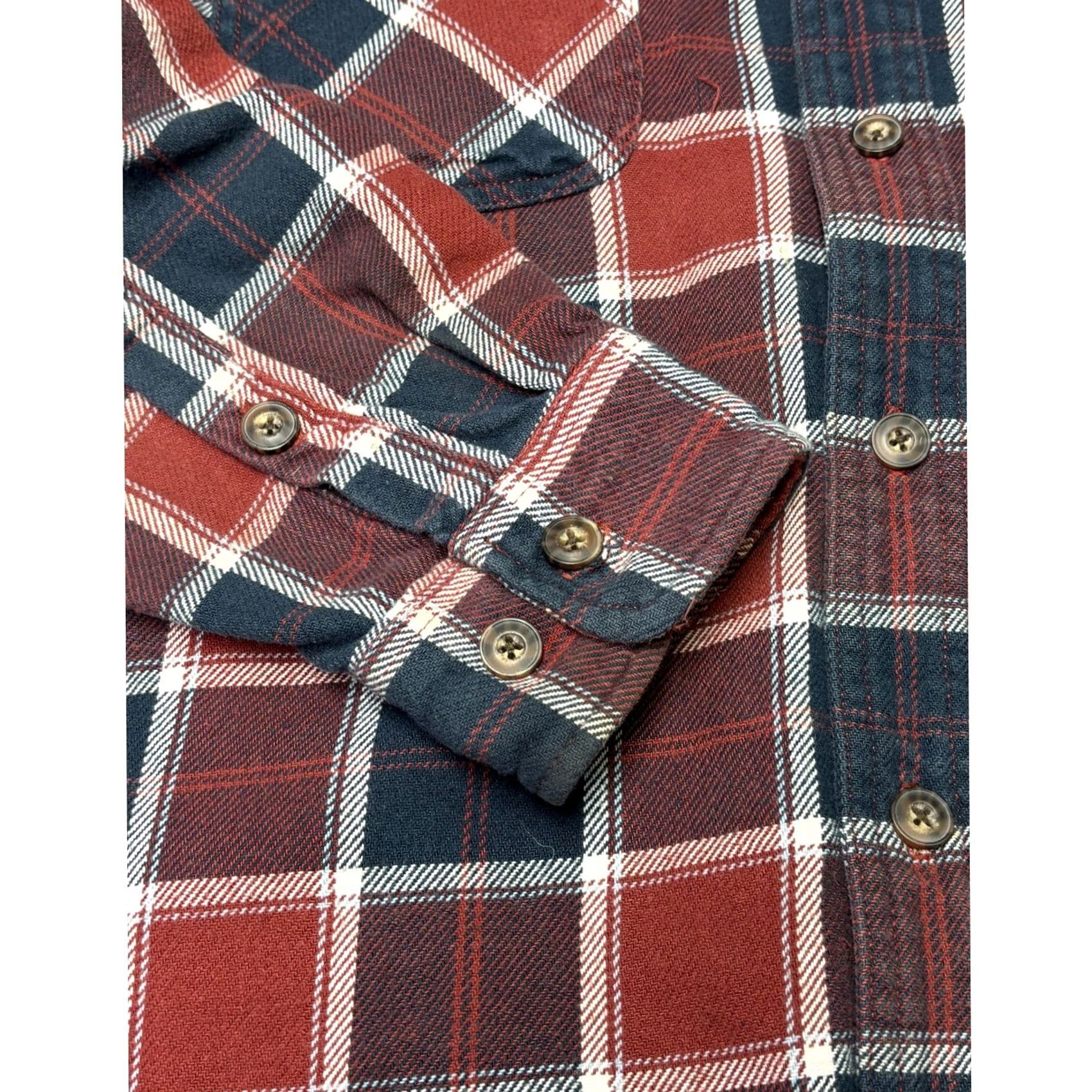 Duluth Trading Company Duluth Trading Co Flannel Shirt Men L Long Sleeve Plaid Red Navy Button-Up Chest 44 in Casual Workwear Size US L / EU 52-54 / 3 - 3 Thumbnail