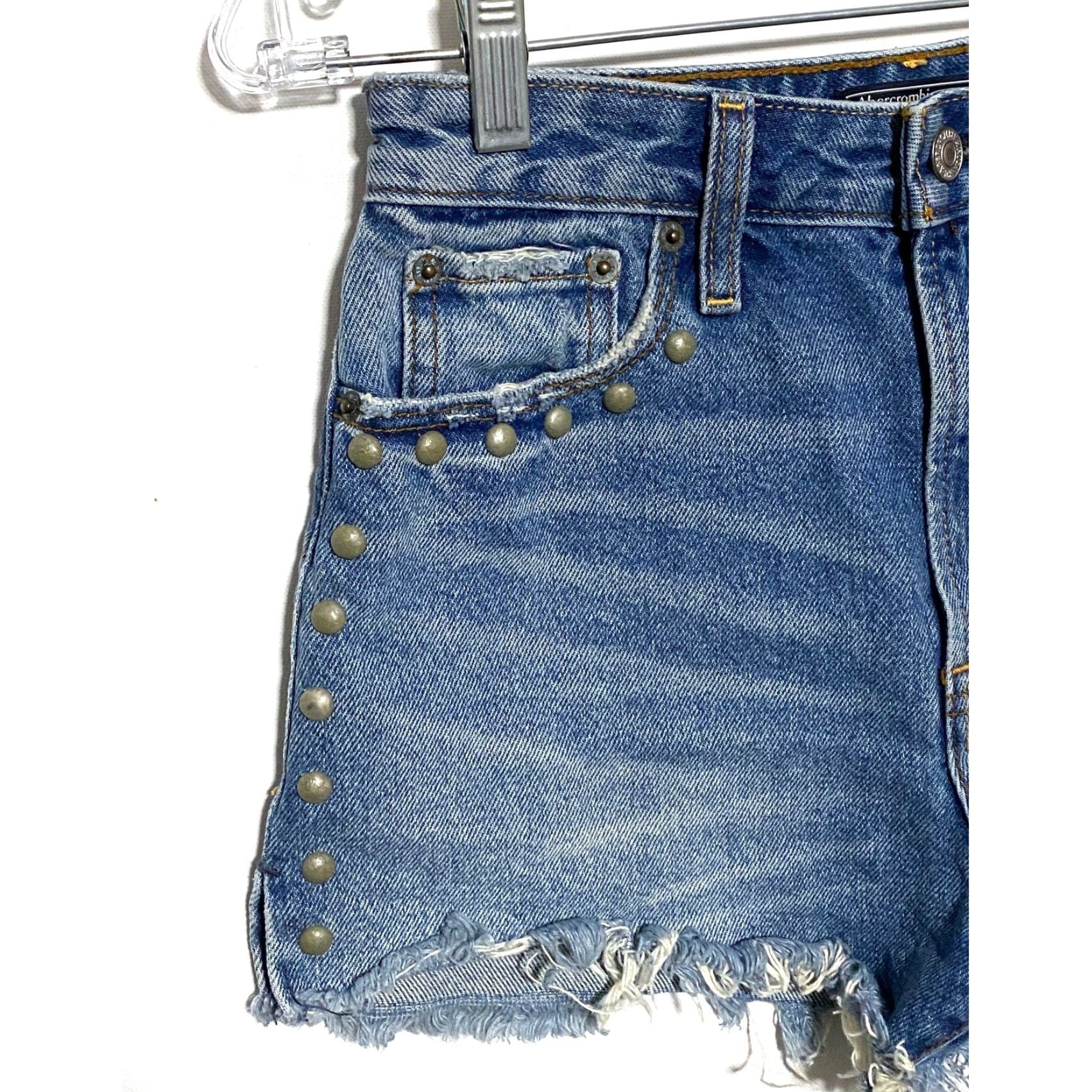 Abercrombie & Fitch Abercrombie & Fitch Annie Denim High Rise Jean Shorts 00 Cut Off Boho Summer Shorts Womens 00 Regular Blue Hippie Festival Bohemian 2.5 Inseam Size 24" / US 00 / IT 34 - 2 Thumbnail