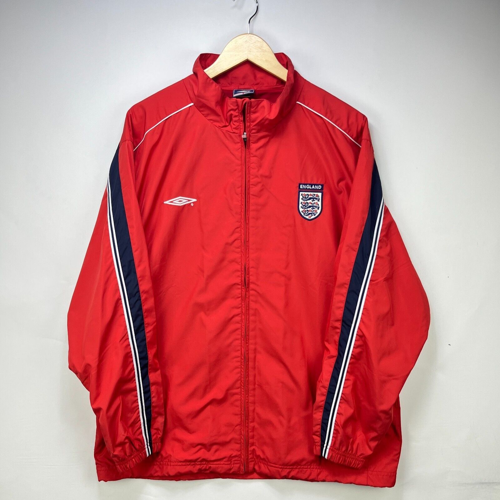 Umbro × Vintage Vintage Umbro England Football Windbreaker Track Jacket Med Size US M / EU 48-50 / 2 - 1 Thumbnail
