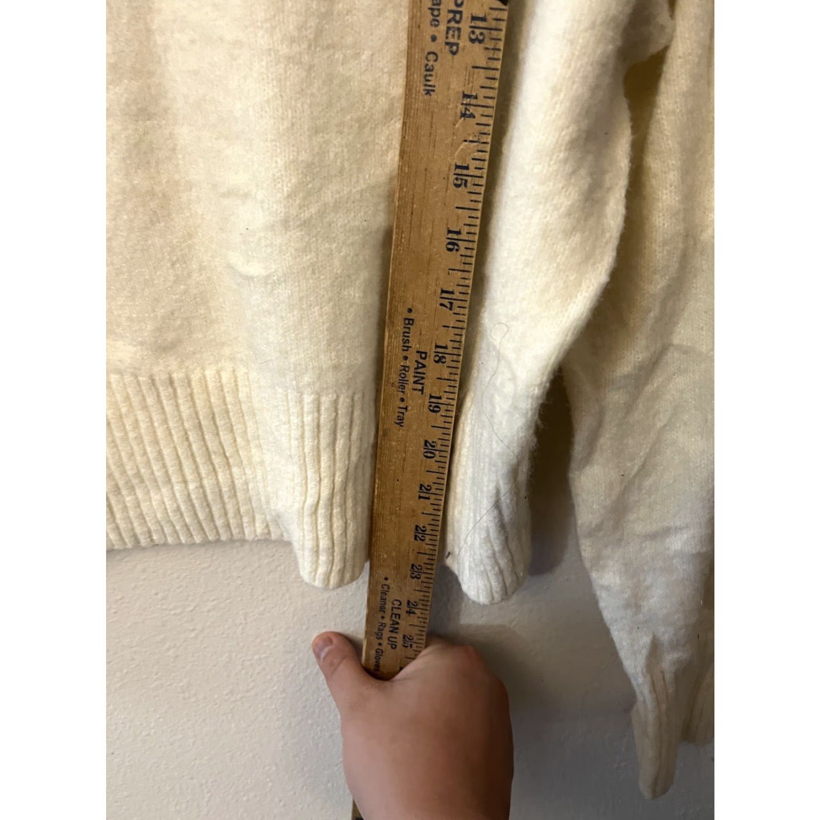Express EXPRESS V-Neck Sweater Pullover Women's Size M Ivory Wool Blend Long Sleeve Size M / US 6-8 / IT 42-44 - 5 Thumbnail