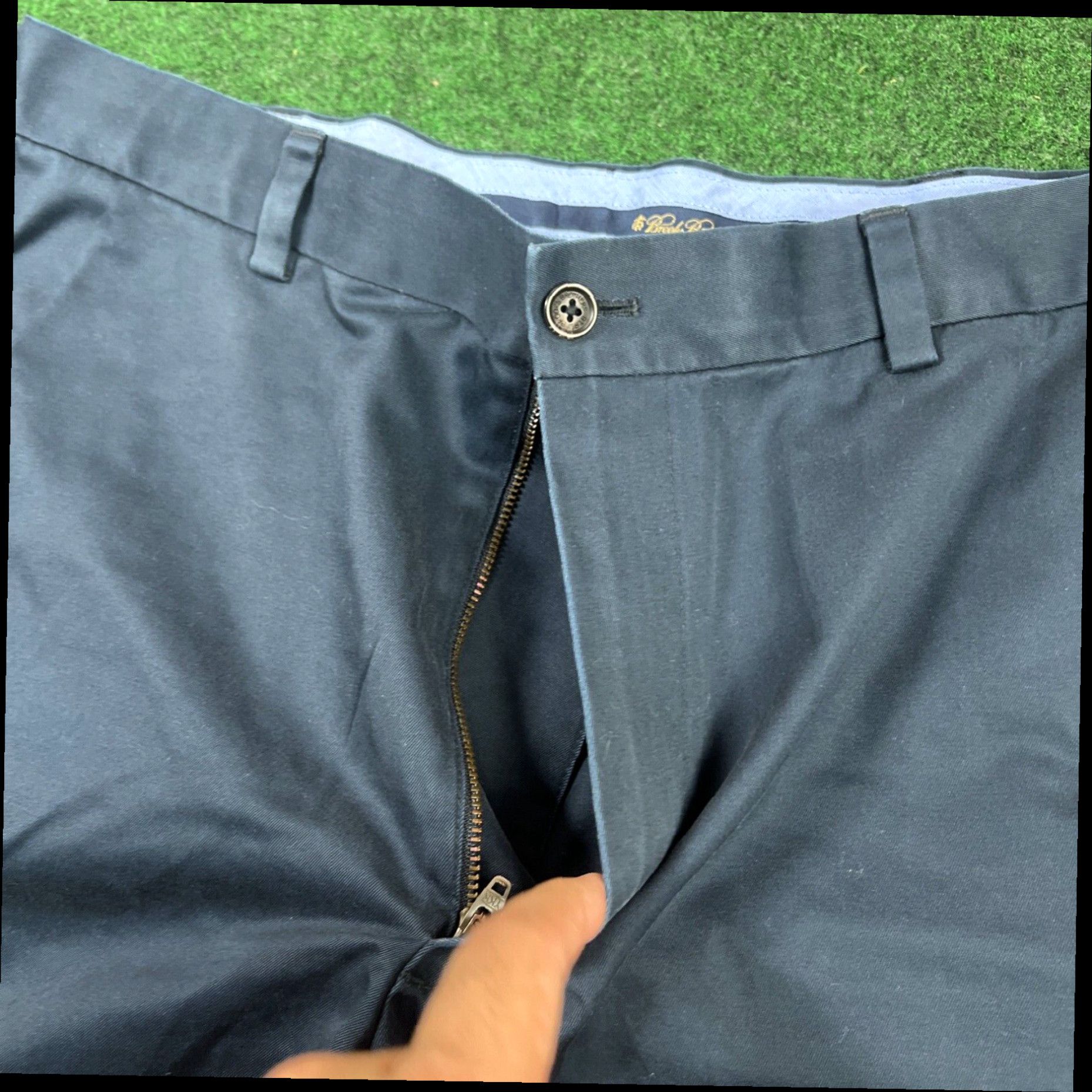 Brooks Brothers Brooks Brother Shorts Adult Sz 37 Navy Blue LightWeight Advantage Chino Men Size US 36 / EU 52 - 5 Thumbnail