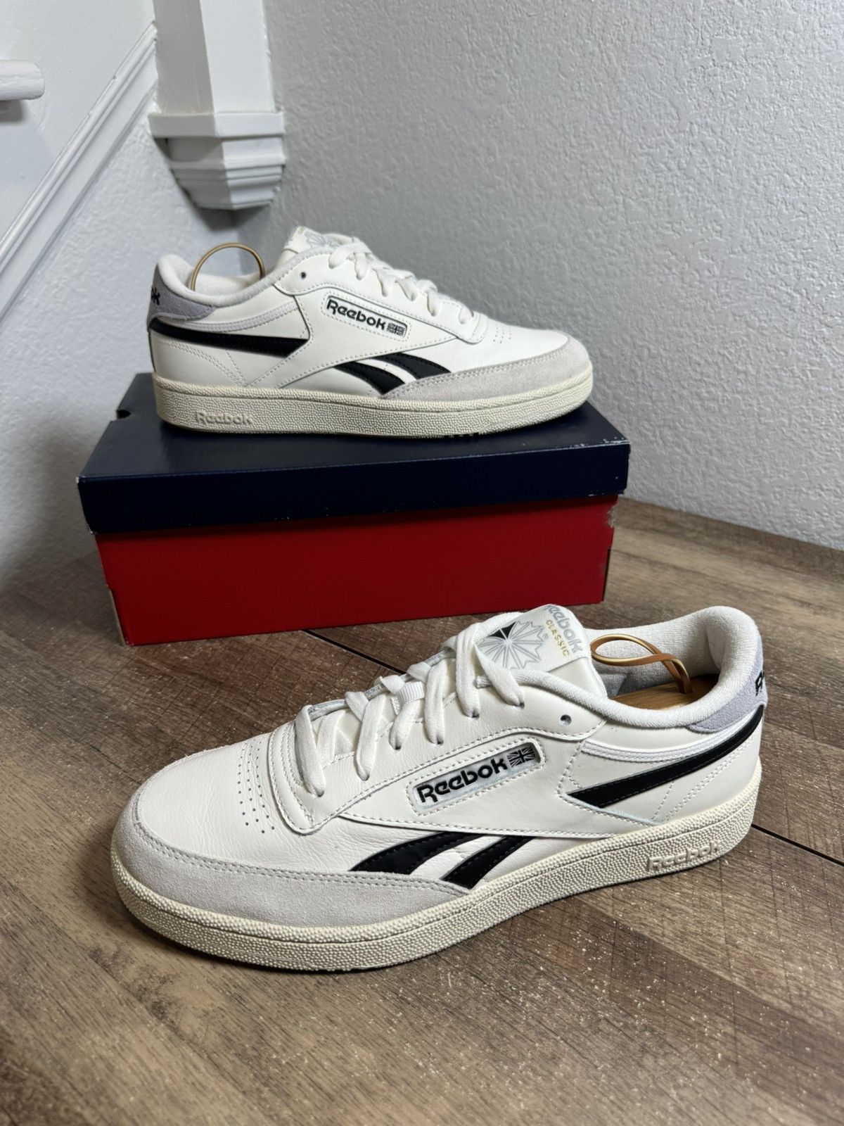 Reebok Reebok Classic Club C Revenge Vintage Chalk Black Size 10.5 Size US 10.5 / EU 43-44 - 2 Thumbnail