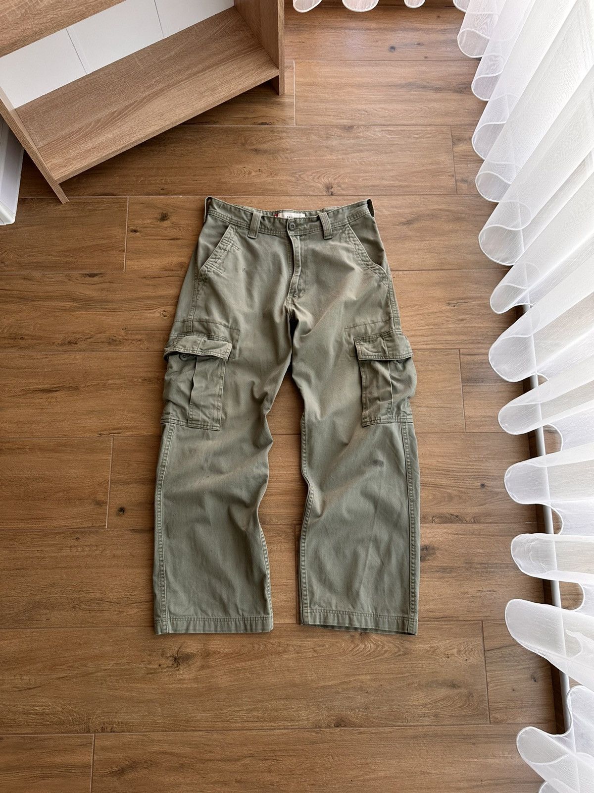 Levi's × Levi's Vintage Clothing × Vintage Vintage Levi’s SS03 Green Military Cargo Pants Size US 31 - 1 Thumbnail