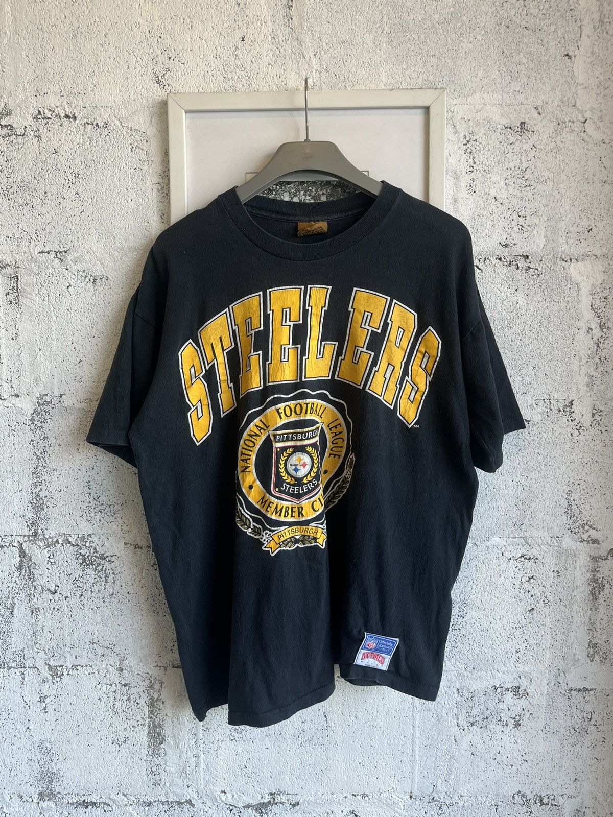 NFL × Nutmeg × Vintage Vintage Pittsburgh Steelers NFL Team 90’s Tshirt Size US XL / EU 56 / 4 - 2 Thumbnail