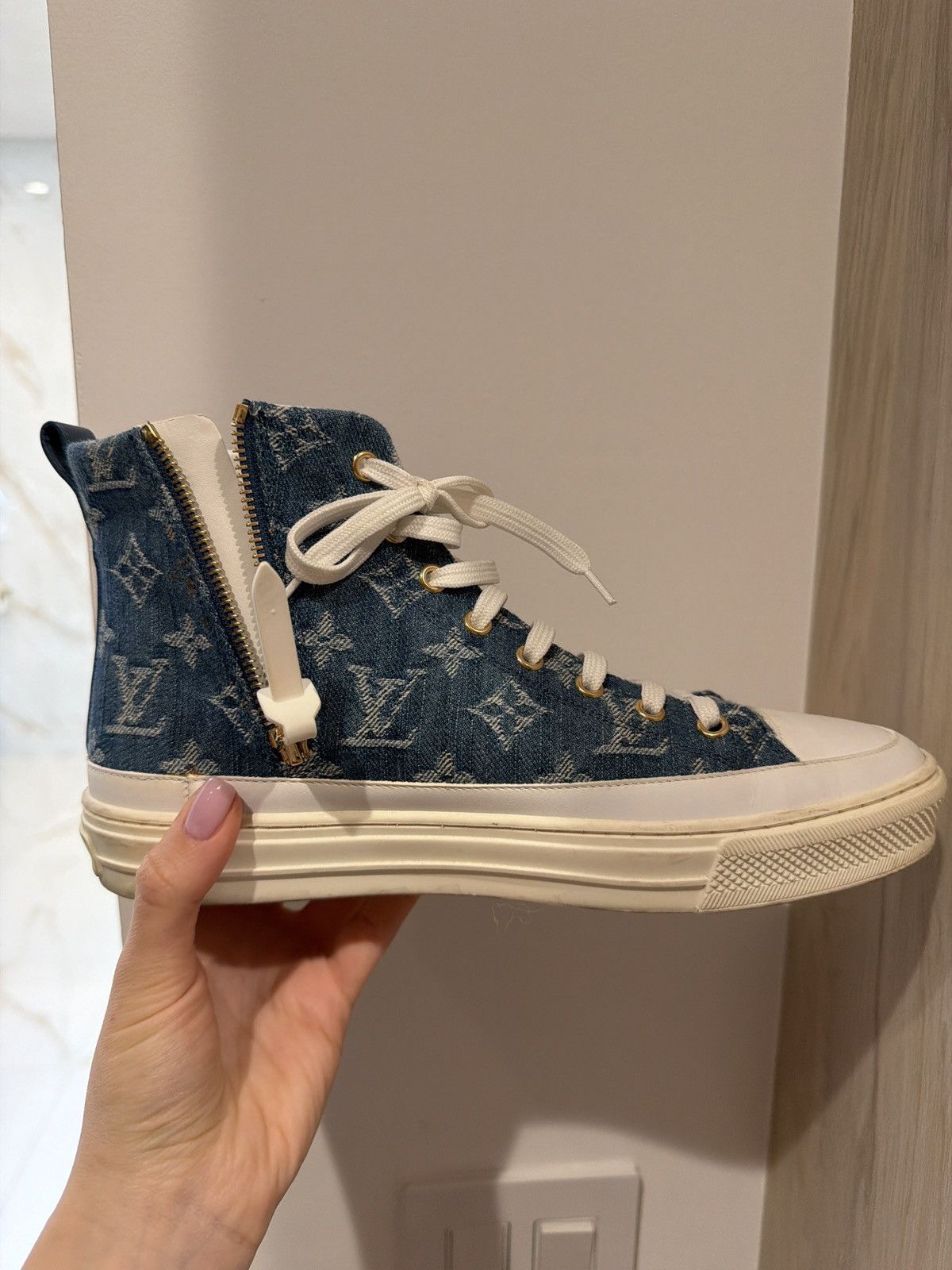 Louis Vuitton Louis Vuitton Denim womens sneakers Size US 9 / IT 39 - 12 Thumbnail