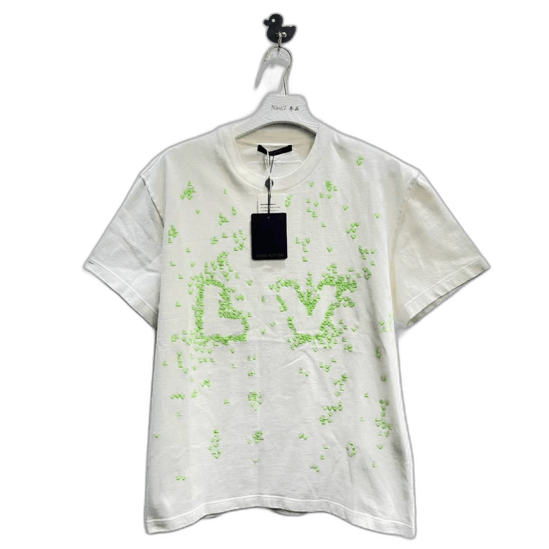 Louis Vuitton LV Louis Vuitton Short Sleeve T-Shirt Size L / US 10 / IT 46 - 1 Thumbnail