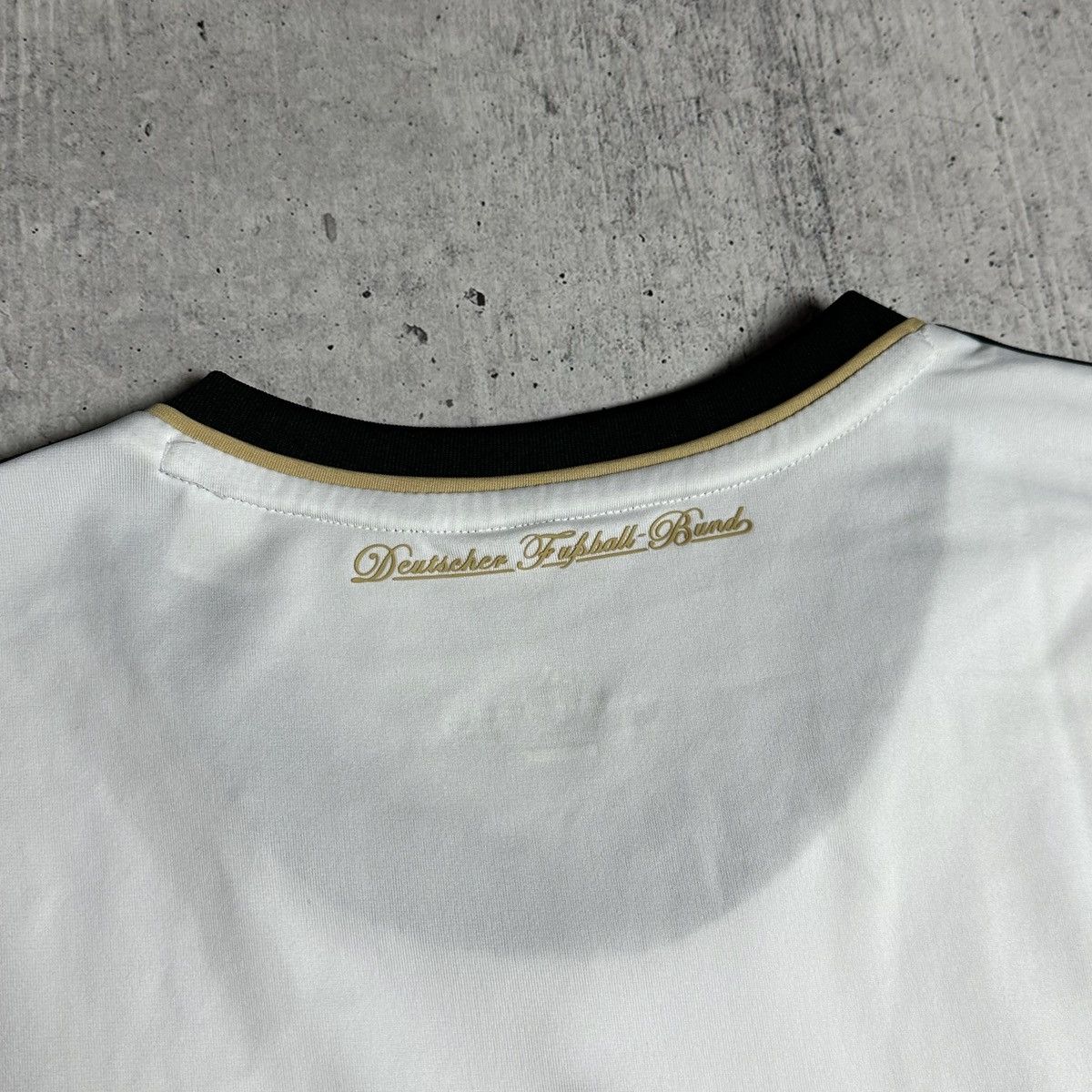 Adidas × Vintage 🇩🇪 VINTAGE ADIDAS DEUTSCHER FUSSBALL-BUND T-SHIRT 2010 Size US XL / EU 56 / 4 - 11 Thumbnail