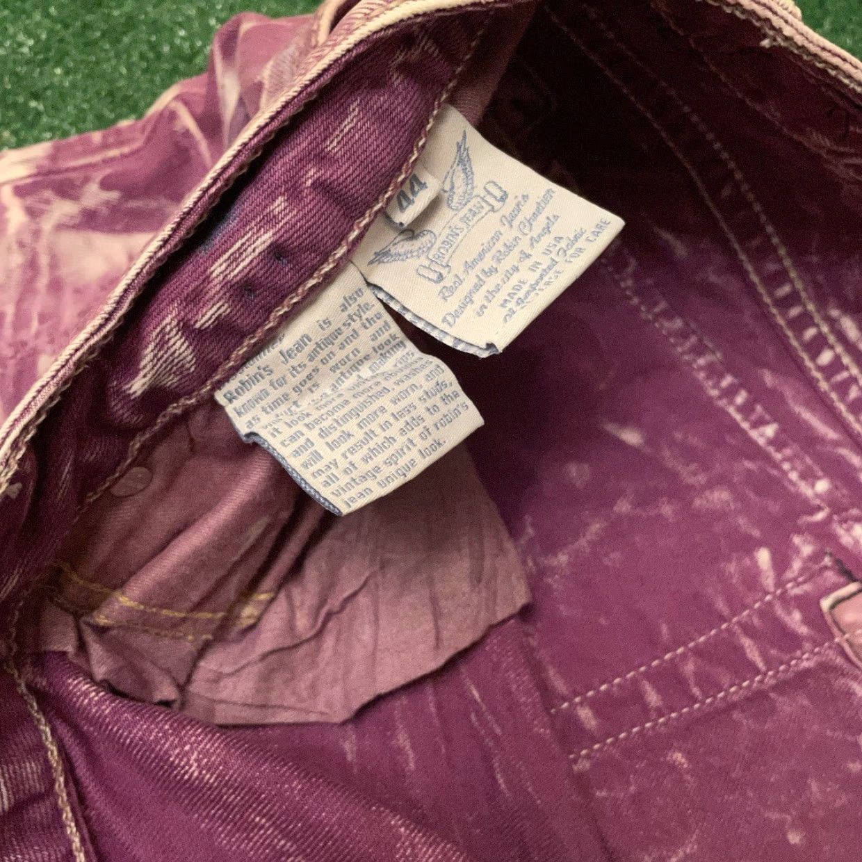 Vintage VINTAGE Robin's Jean Men Purple Distressed Acid Wash Diamond Wing Pockets Shorts Sz 44 (Regular) Size US 44 / EU 60 - 6 Thumbnail