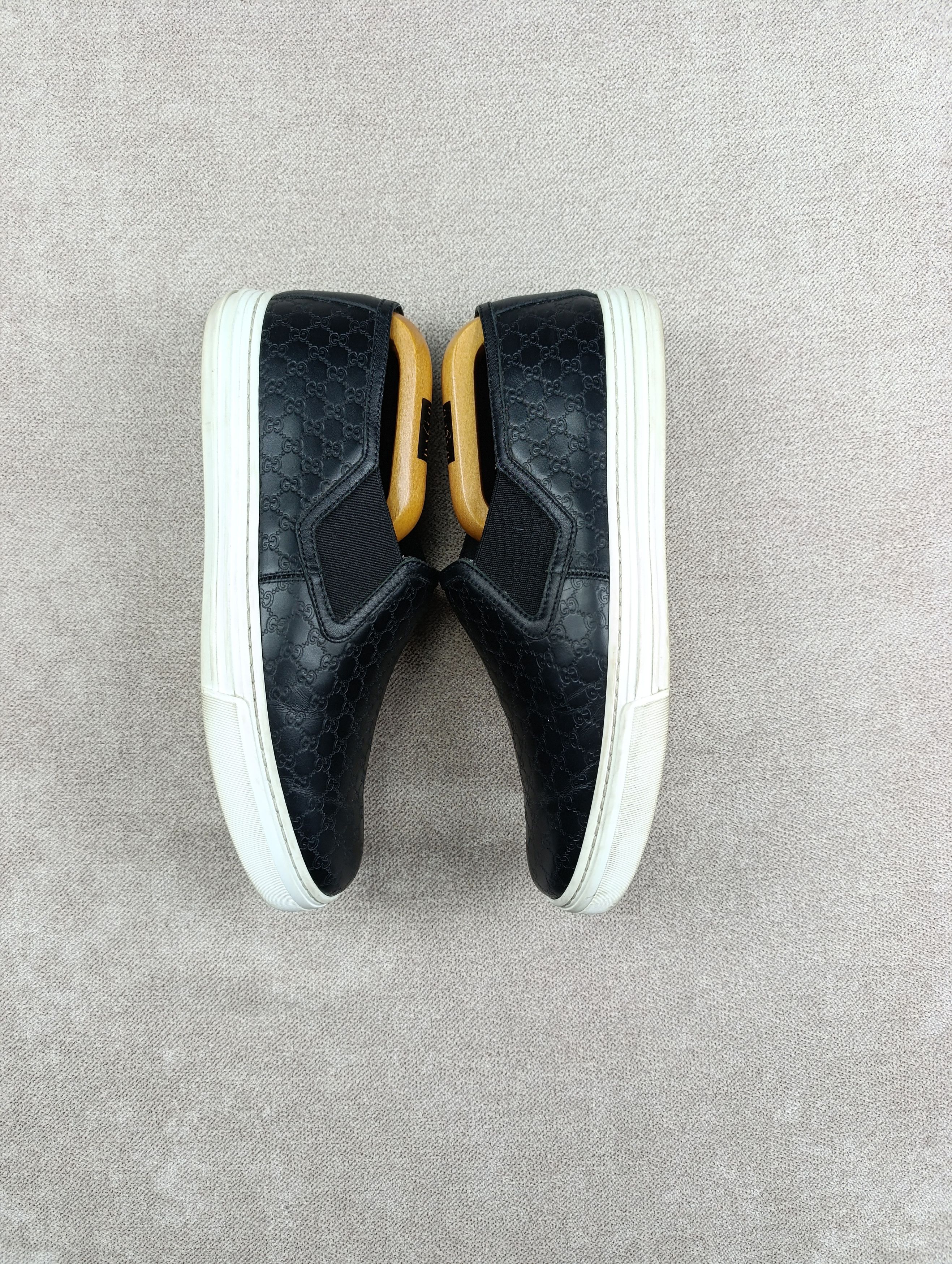 Gucci GUCCI LEATHER SIGNATURE SLIP-ON BLACK MONOGRAM Size US 7.5 / EU 40-41 - 3 Thumbnail