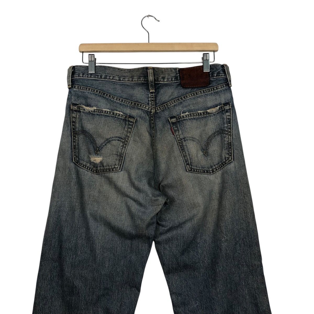 Levi's Levi’s Vintage Distressed Faded Denim Heavy Whiskers Rare Size US 32 / EU 48 - 12 Thumbnail