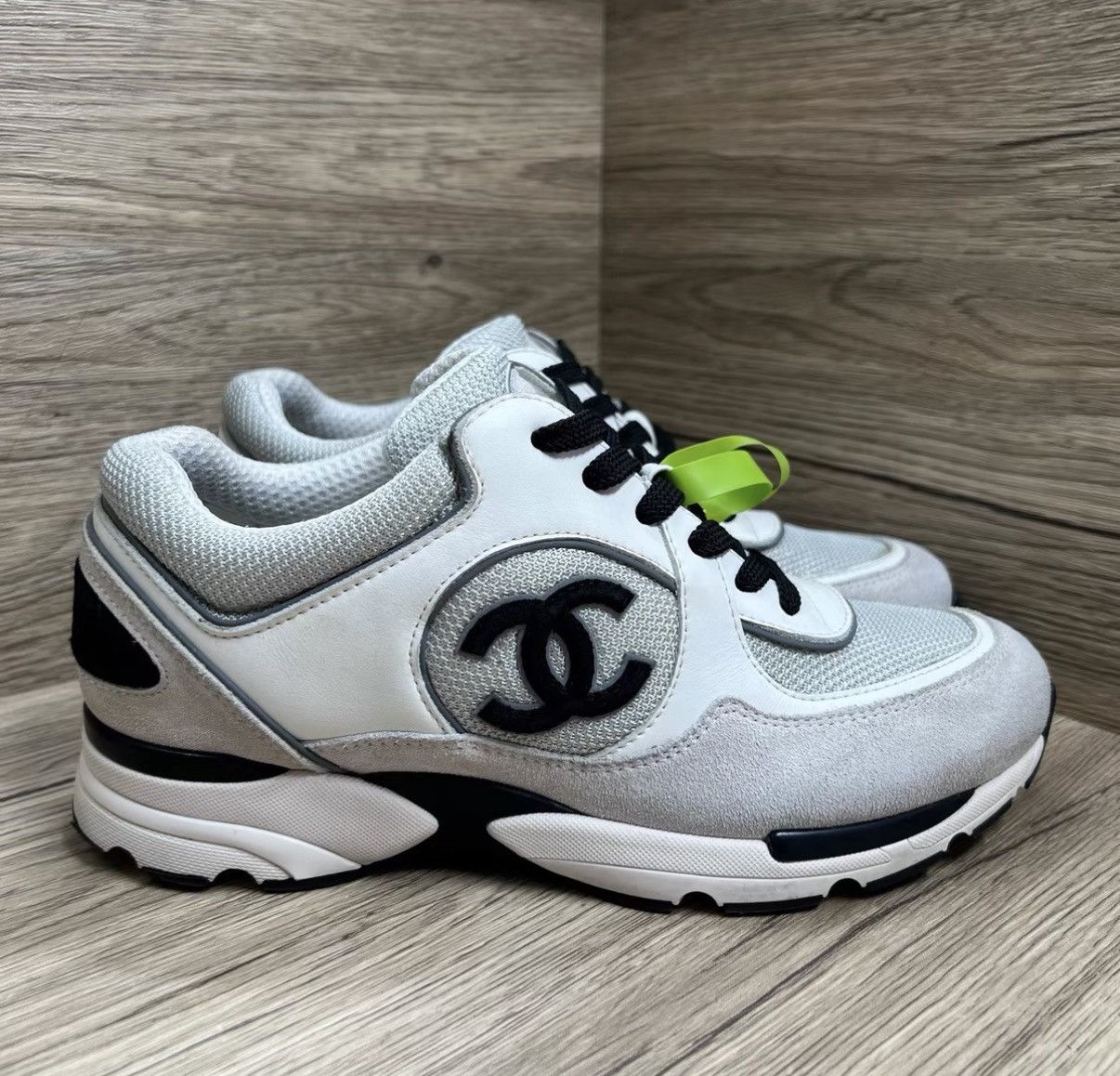 Chanel Chanel Grey & White Interlocking CC Sneakers J41 Size US 7.5 / IT 37.5 - 4 Thumbnail