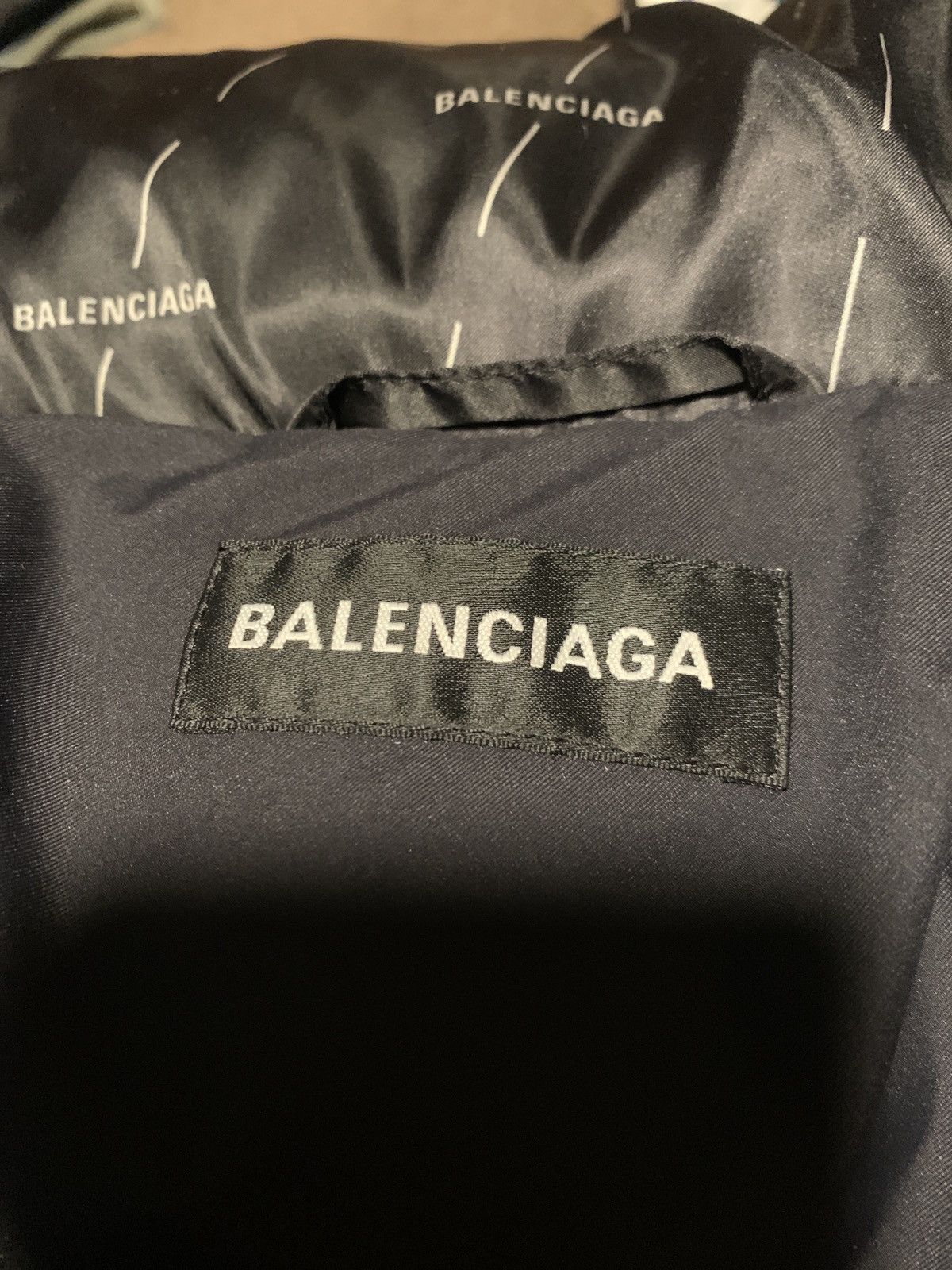 Balenciaga Balenciaga Print Puffer jacket Size US L / EU 52-54 / 3 - 4 Thumbnail