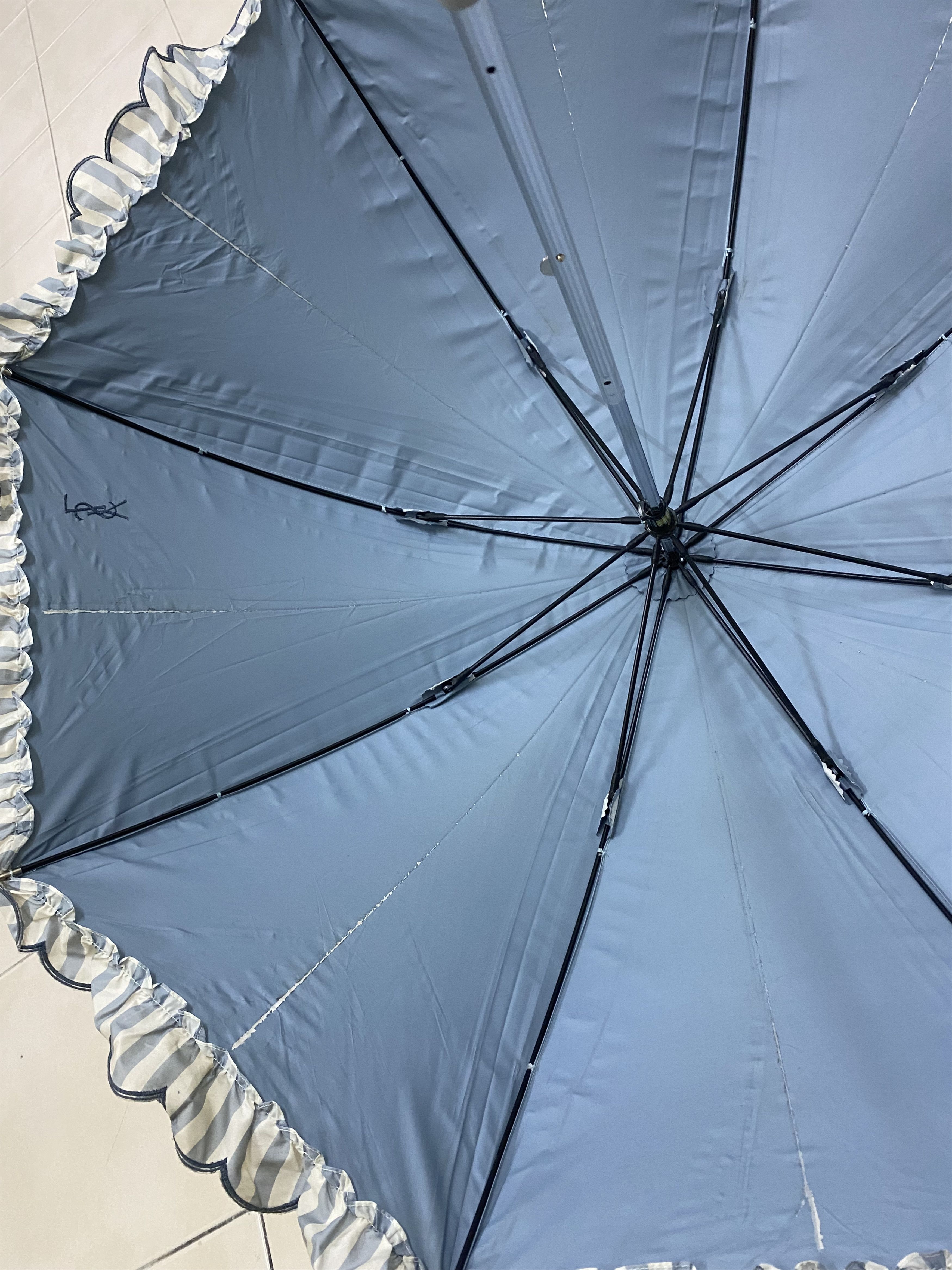 Saint Laurent Paris × Yves Saint Laurent YSL Folded Umbrella Size ONE SIZE - 9 Thumbnail