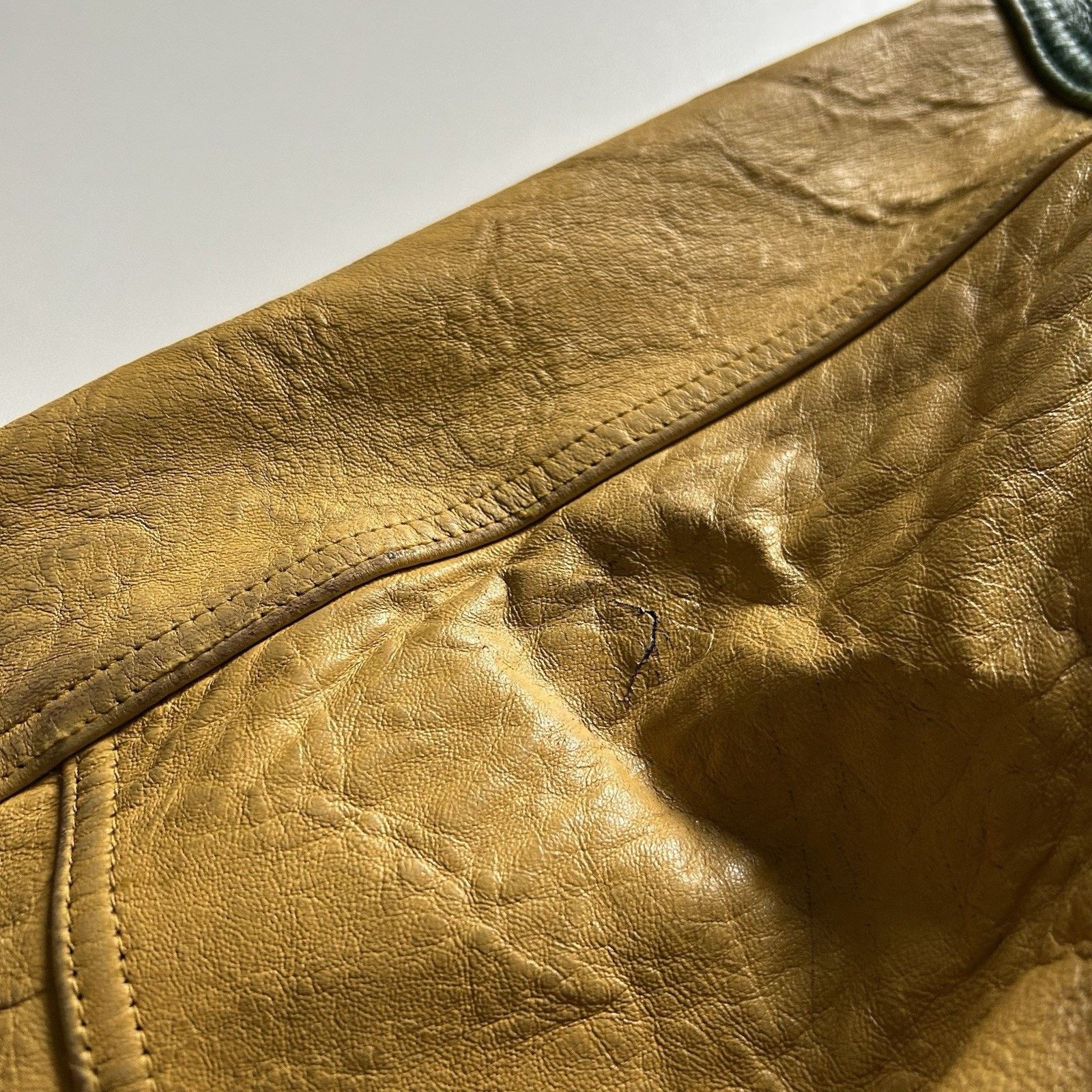 Avirex × Vintage Vintage 90s Avirex Alaskan Wild Bears Leather Jacket Large Size US L / EU 52-54 / 3 - 9 Thumbnail