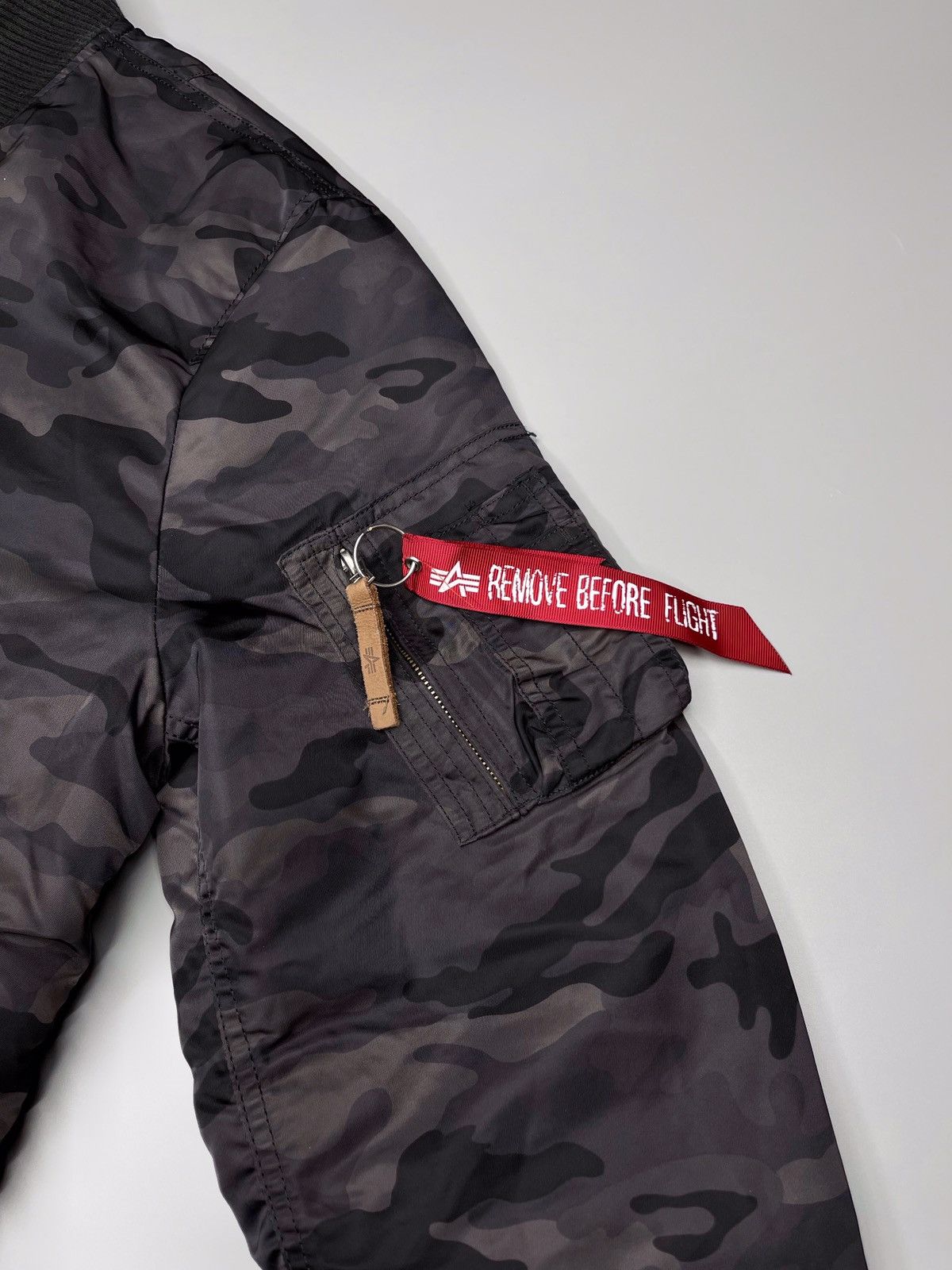 Alpha Industries Vintage Y2k Alpha Industries Bomber Jacket MA-2 Size US XL / EU 56 / 4 - 4 Thumbnail