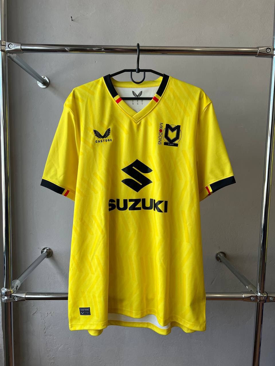 Castore 2023 MK DONS GOALKEEPER 2 SOCCER JERSEY FOOTBALL SHIRT XXL Size US XXL / EU 58 / 5 - 2 Thumbnail