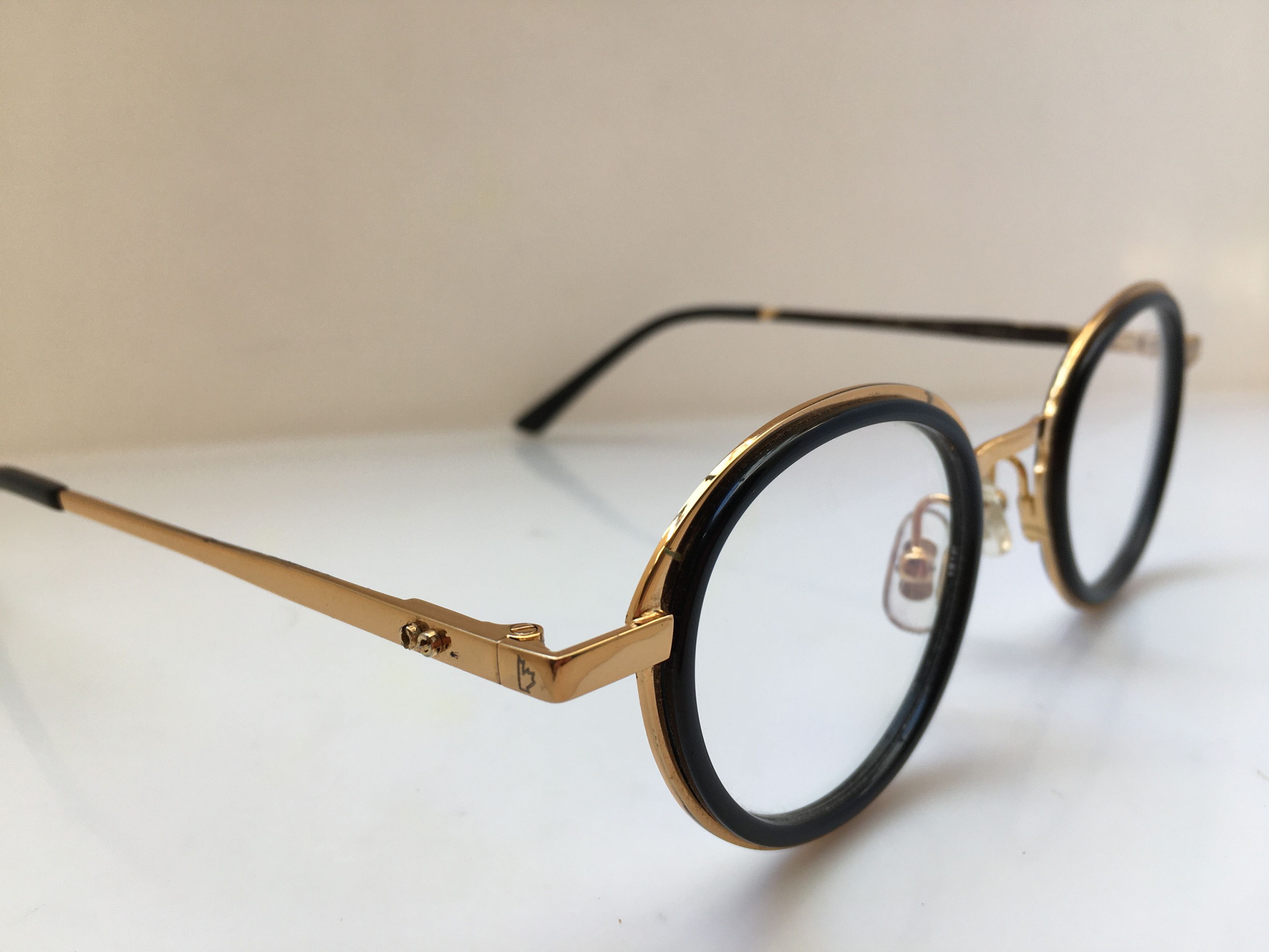 Other Handmade Gold Round Keyhole Bridge Eyeglasses Frame Size ONE SIZE - 2 Thumbnail