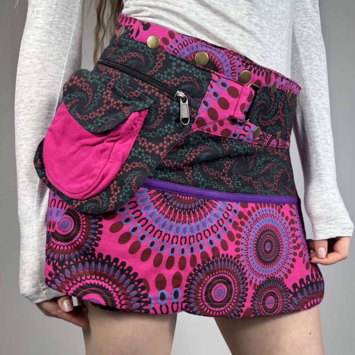 Japanese Brand Vintage Y2K Japanese Retro Hippie Sexy Style Mini Skirt Size 28" / US 6 / IT 42 - 3 Thumbnail