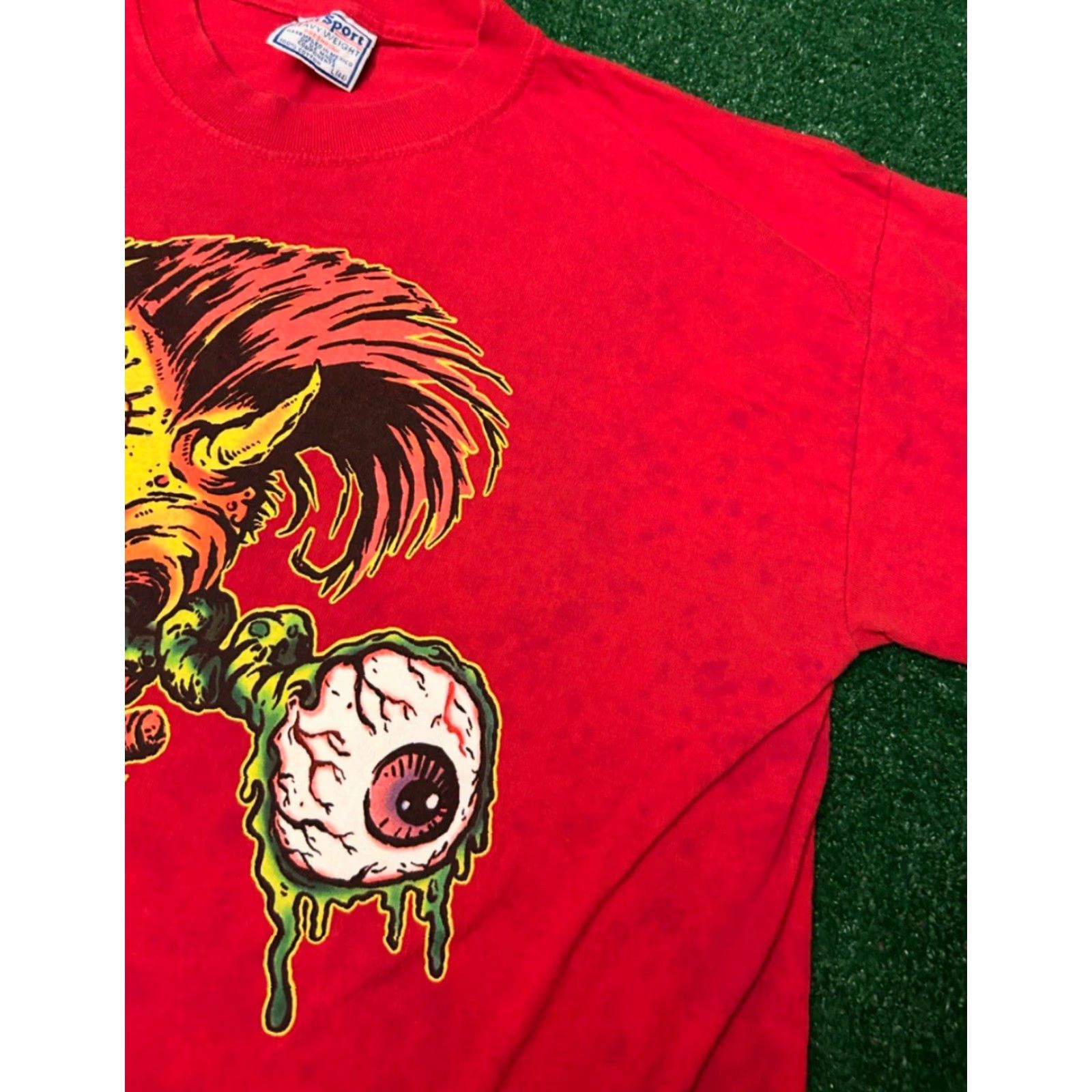 Bally VINTAGE Rob Zombie Band Tee Eye Ball Distressed 2002 VTG Shirt Mens Size Large Red Short Sleeve T-Shirt Band, 90s, Music, Rock, Y2K Size US L / EU 52-54 / 3 - 4 Thumbnail