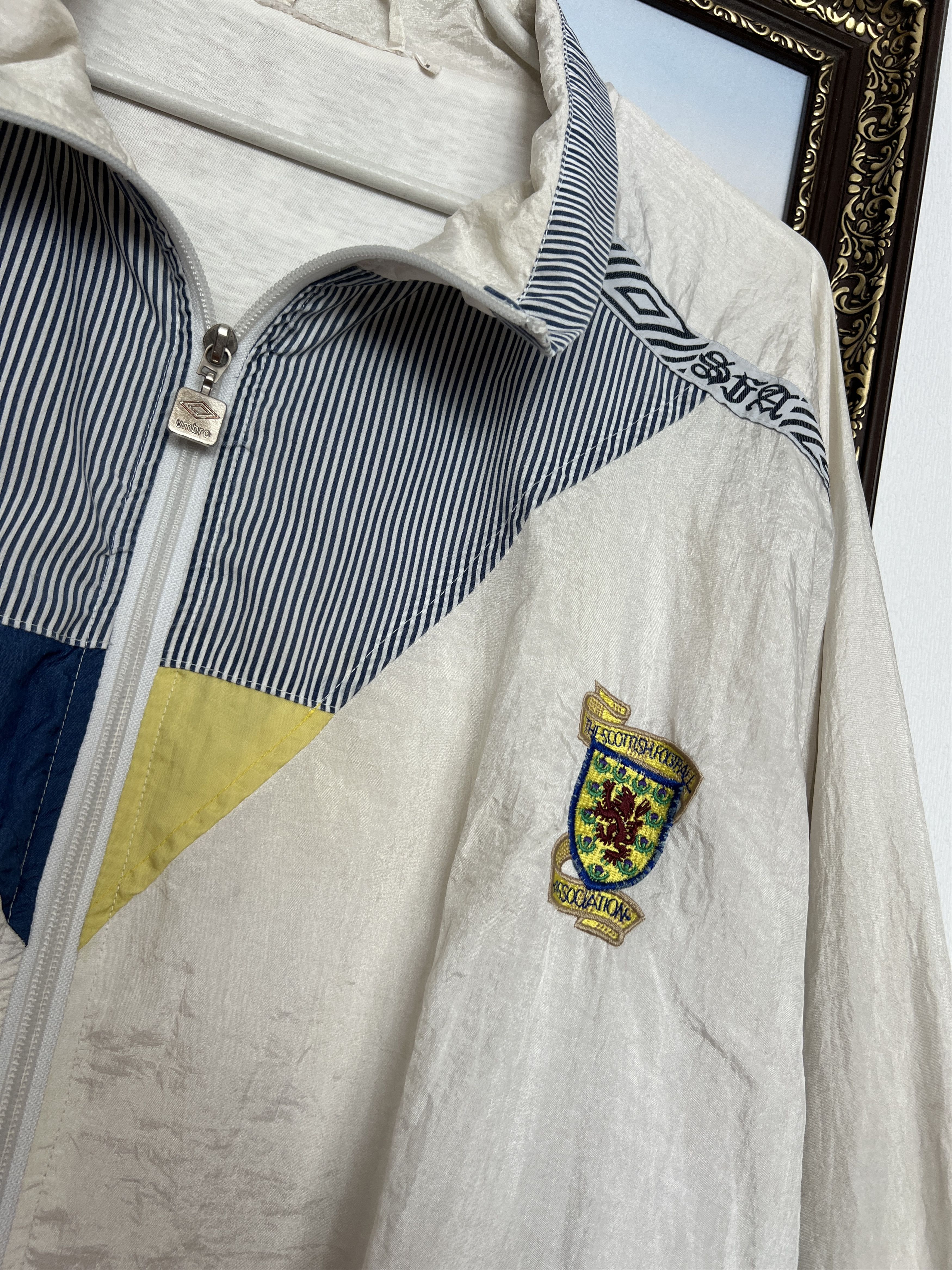 Umbro Vintage 90's Umbro Scotland Football Jacket Soccer Track Top Size US M / EU 48-50 / 2 - 3 Thumbnail