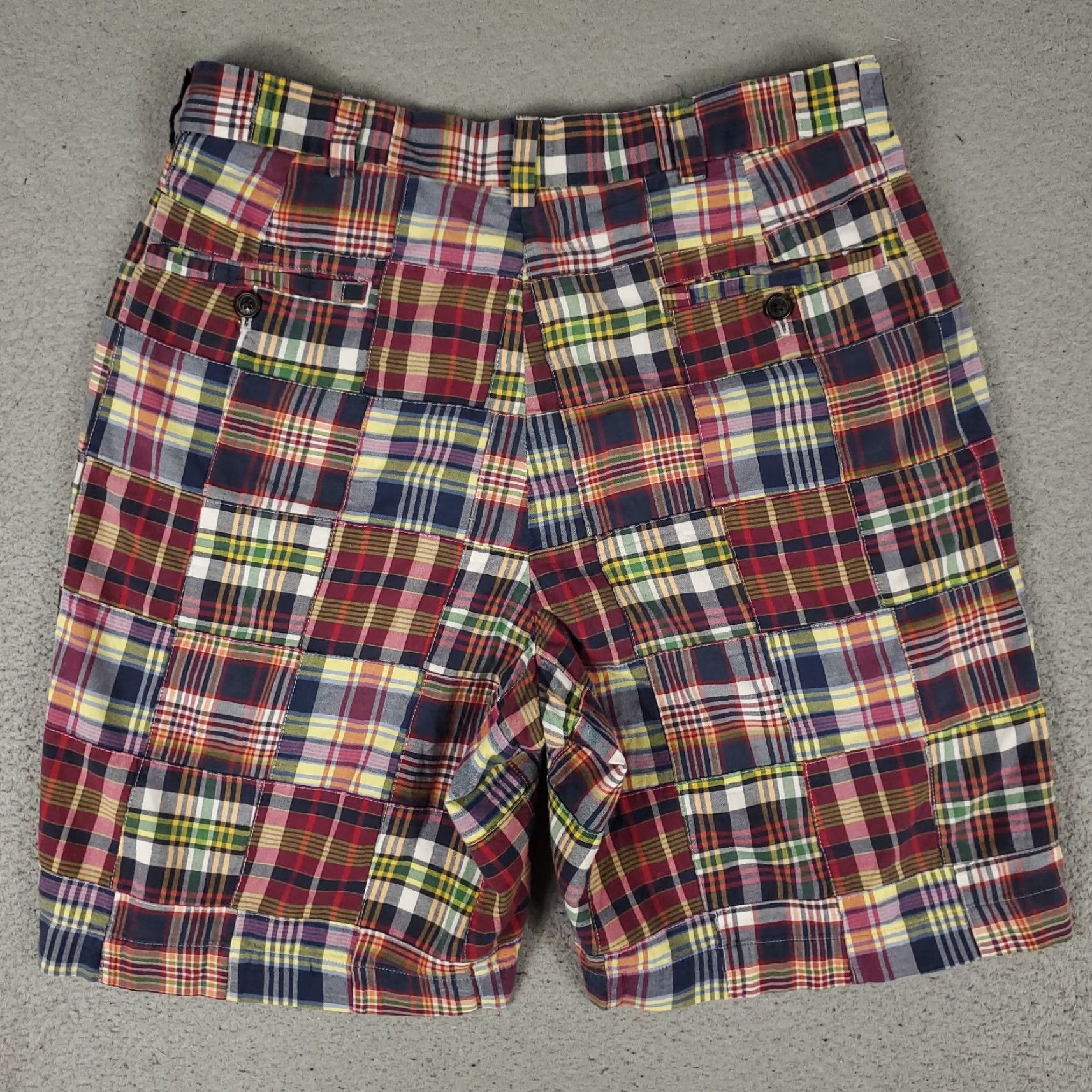 Brooks Brothers VINTAGE Brooks Brothers Shorts Men Size 33 Flat Front Chino Plaid Casual Classic Blue Size US 33 - 7 Thumbnail