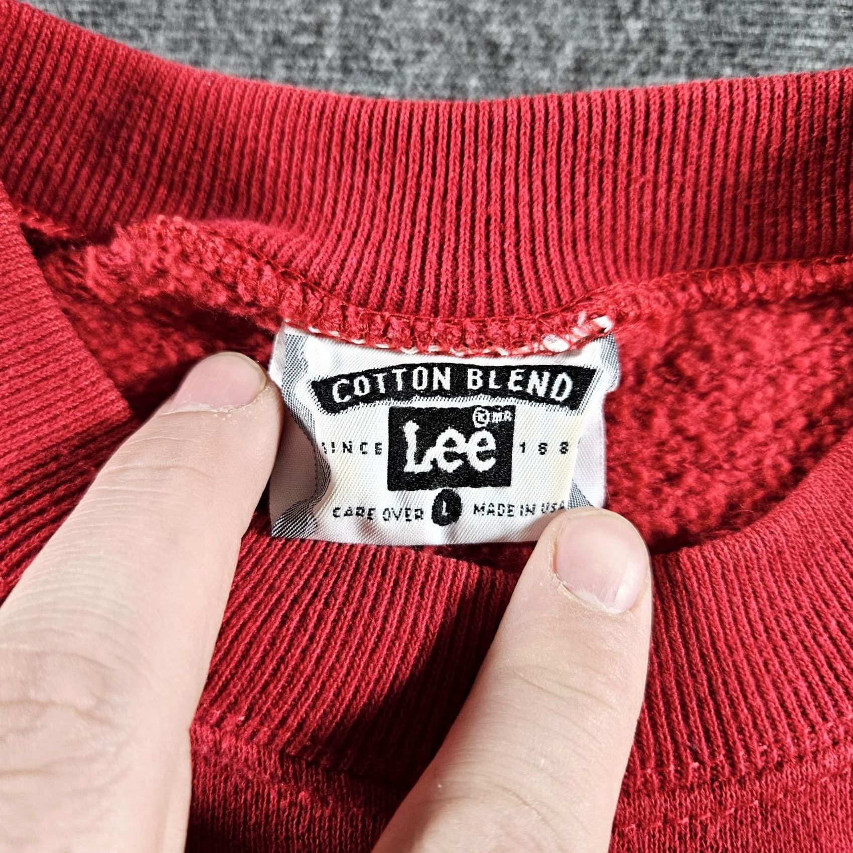 Lee VINTAGE Lee Sweatshirt Mens Large Red Celebrate Jesus Christmas Church USA 1991 Size US L / EU 52-54 / 3 - 5 Thumbnail