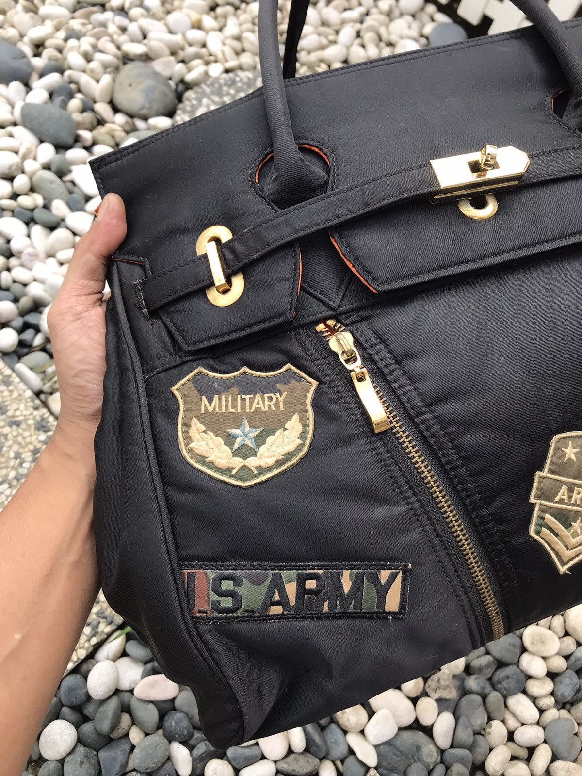 Japanese Brand DEZERT INDUSTRY TYPE HANDBAG HANDMADE 🇯🇵 Size ONE SIZE - 5 Thumbnail